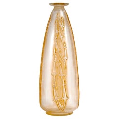 1912 Rene Lalique Vase Quatre Groupes de Lézards Frosted Glass with Sepia Patina