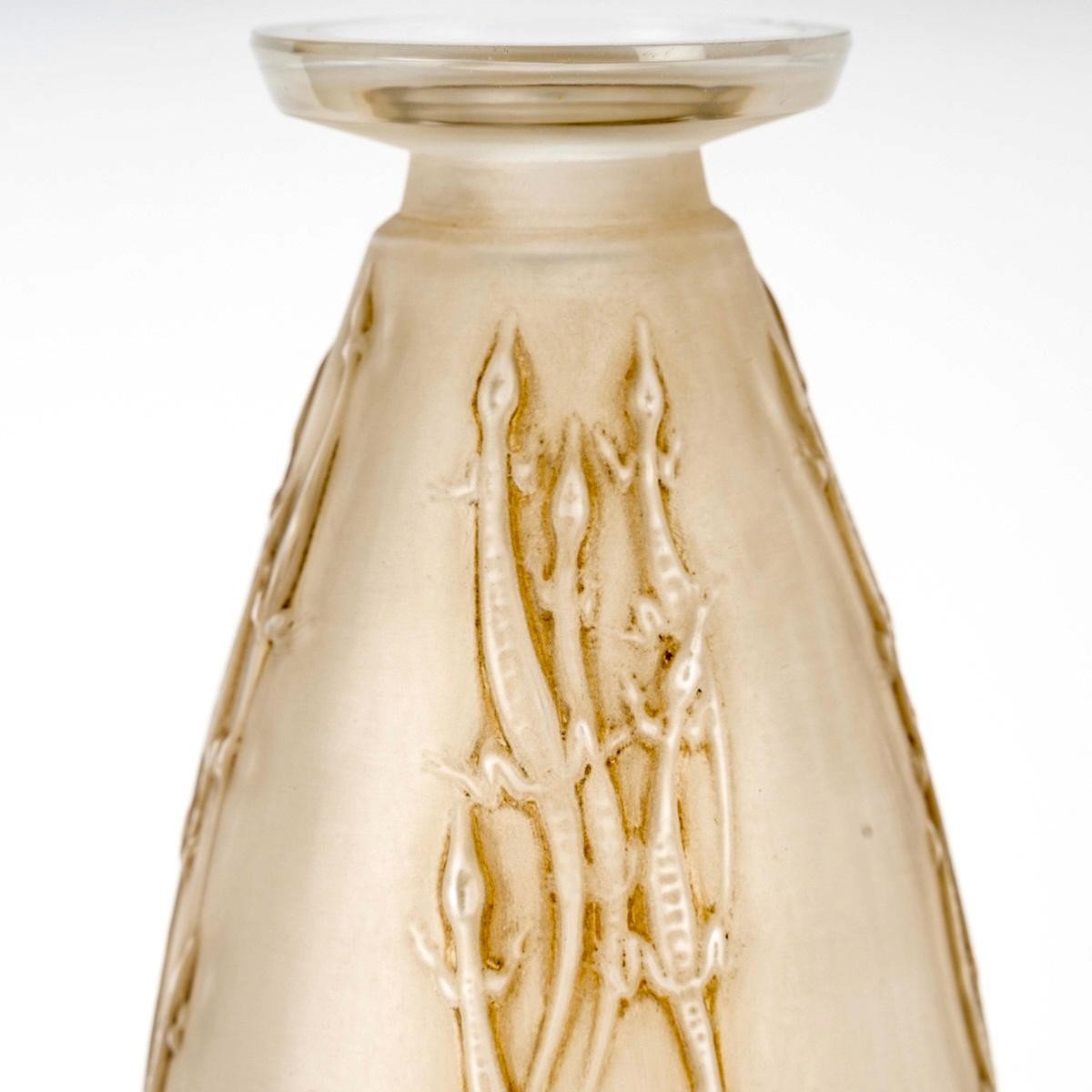 1912 Rene Lalique Jarrón Quatre Groupes de Lezards Lagartos Vidrio con pátina sepia Francés en venta