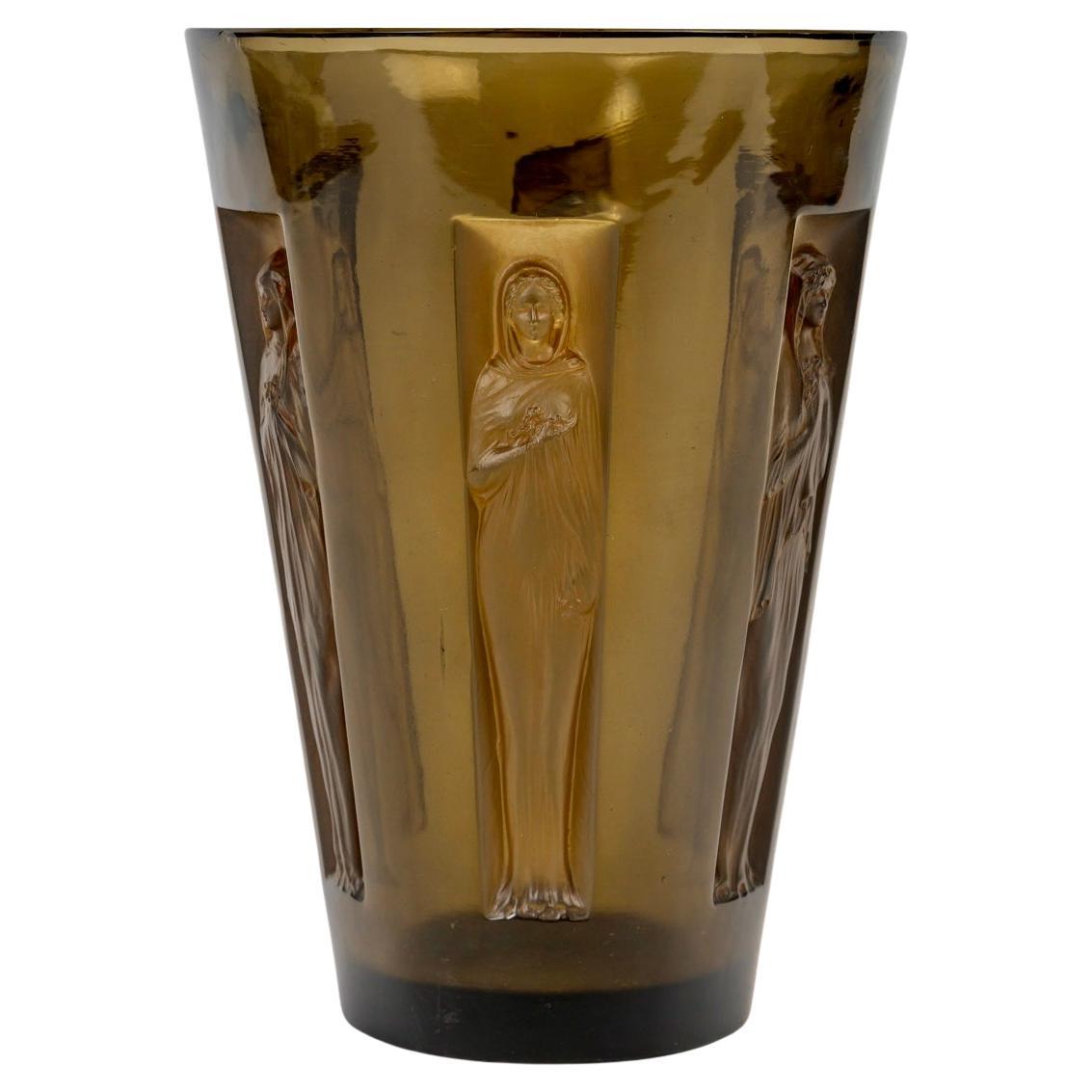 1912 René Lalique - Vase Six Figurines Smoked Topaz Glass With Sepia Patina