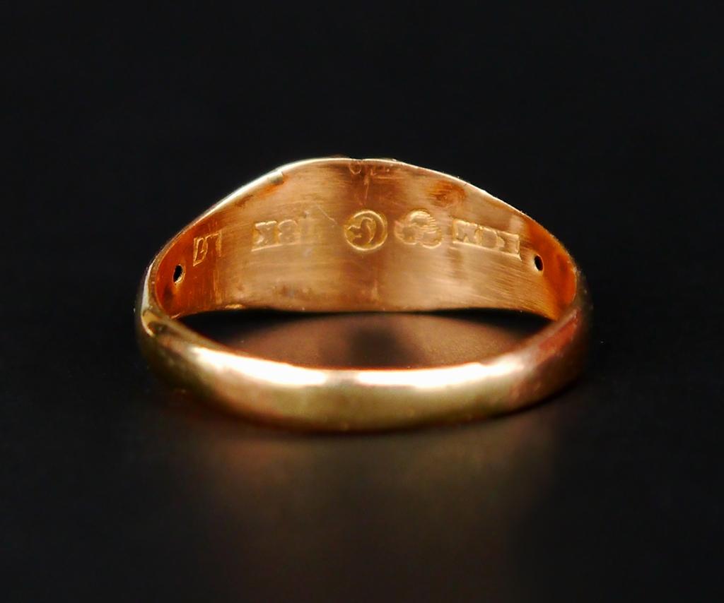 Art Nouveau 1912  Ring Red Garnet Seed Pearls solid 18K Gold Ø5US / 1.1gr For Sale