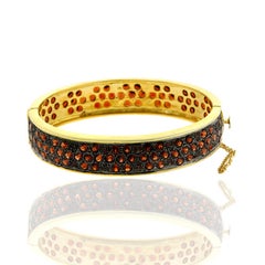19.12ct Red Garnet Bangle Made In 18k Yellow Gold