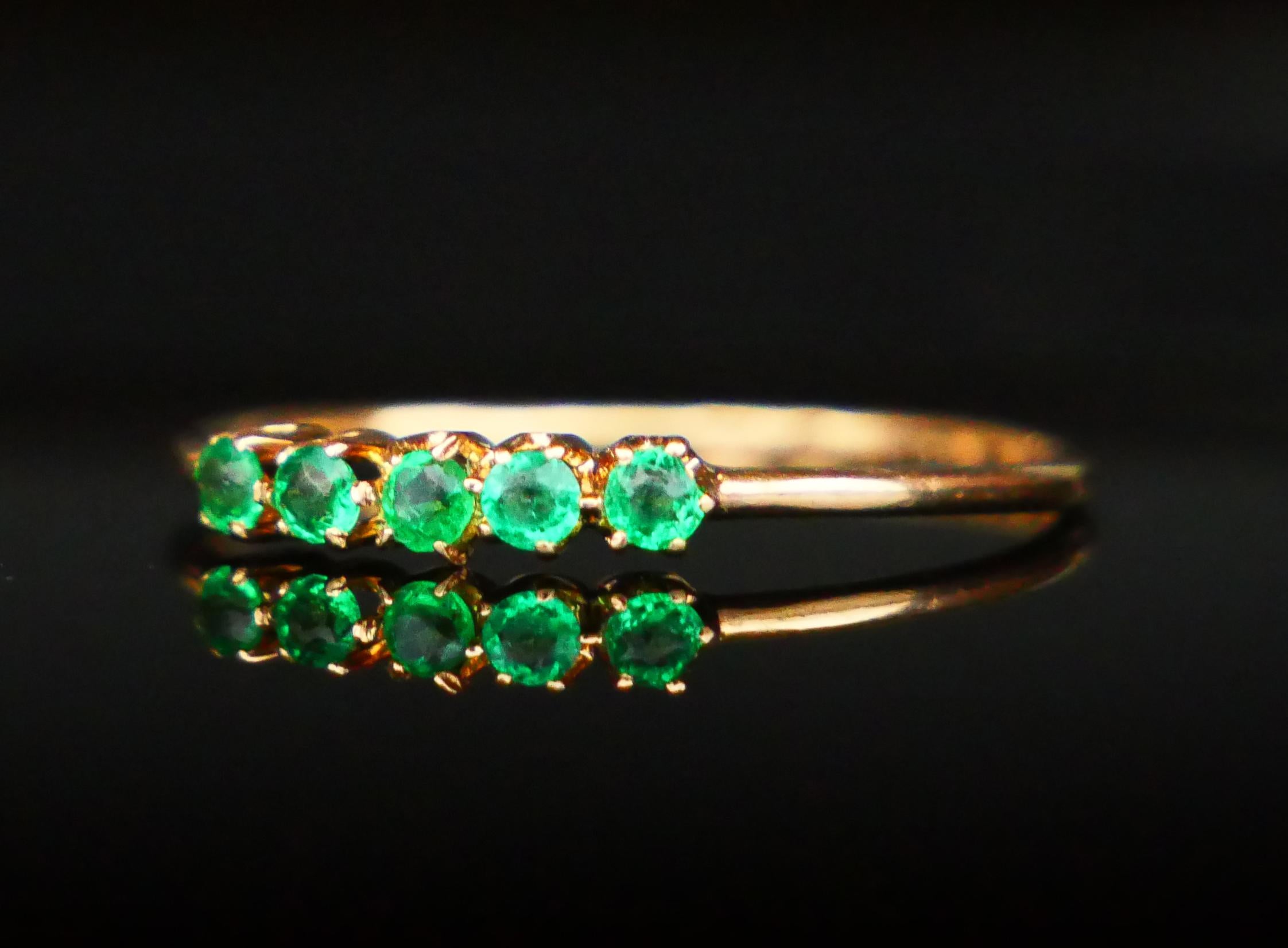 Emerald Cut 1913 Alliance Ring natural 0.25 ctw Emeralds solid 18K Gold Ø US 7.5 / 1 gr For Sale
