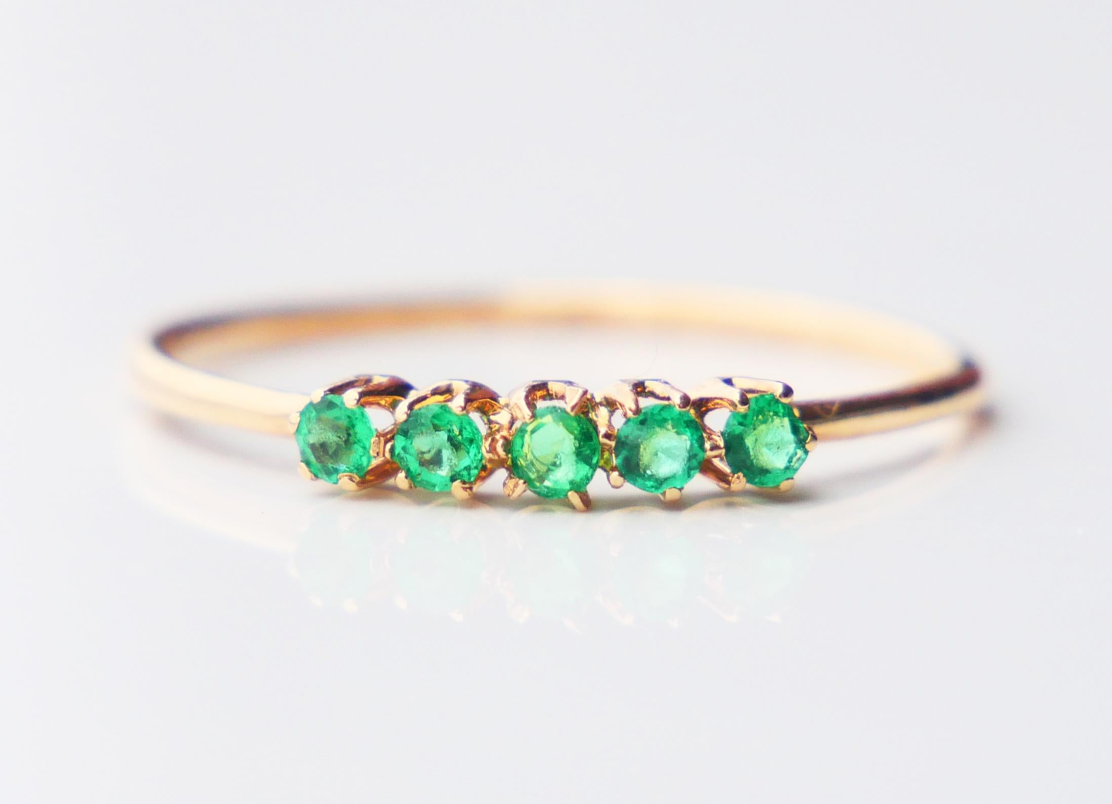 1913 Alliance Ring natural 0.25 ctw Emeralds solid 18K Gold Ø US 7.5 / 1 gr For Sale 6