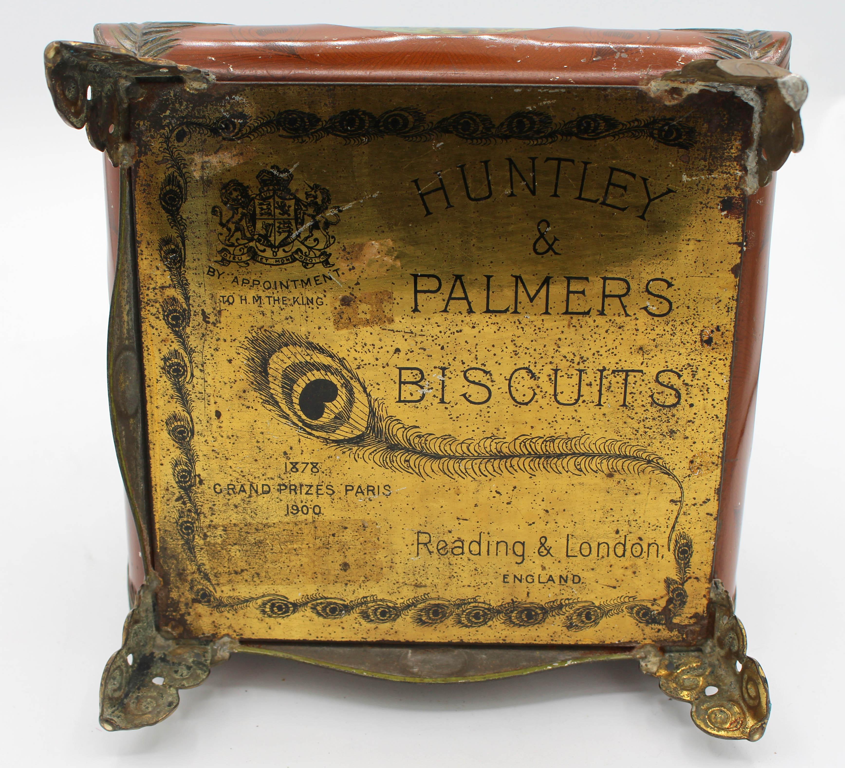 1913 Annual Huntley & Palmers Table Top Box Biscuit Tin For Sale 4