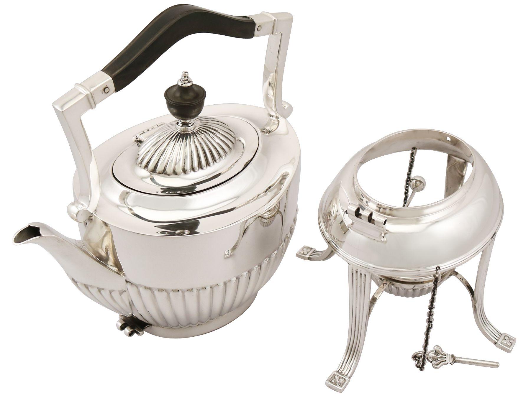 1913 Antique George V Sterling Silver Spirit Tea Kettle In Excellent Condition In Jesmond, Newcastle Upon Tyne