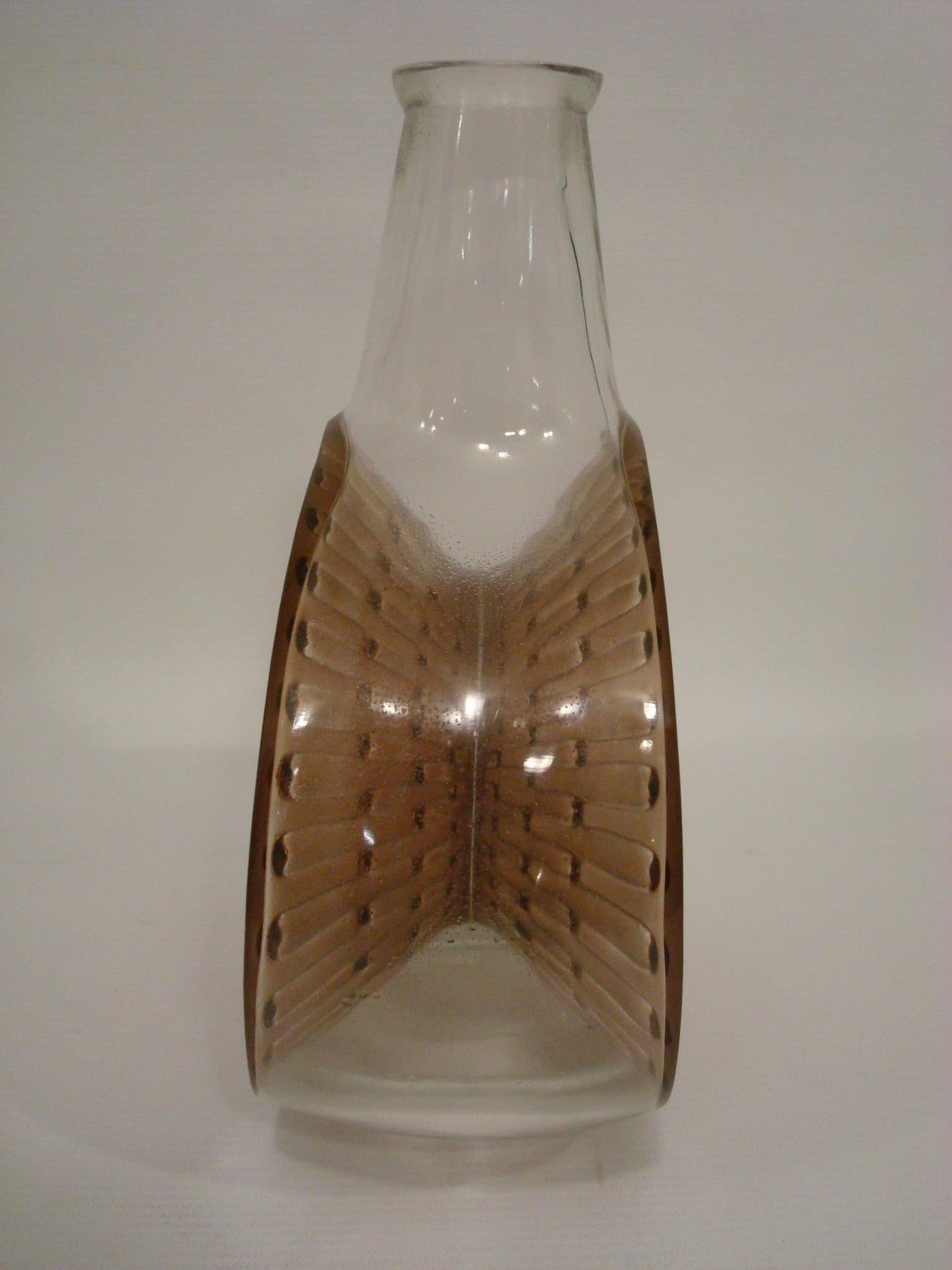 1913 René Lalique Decanter Reine Marguerite Glass with Brown Enamel Sepia Patina In Good Condition For Sale In Buenos Aires, Olivos