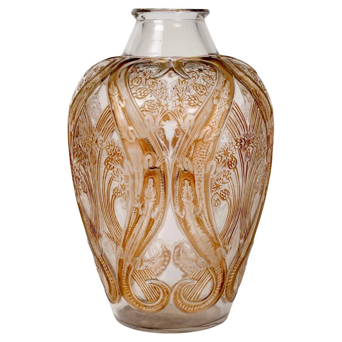 1913 Rene Lalique Vase Lezards et Bluets Glass with Sepia Patina