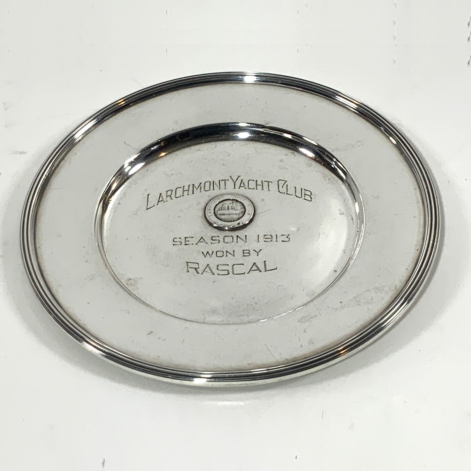 1913 Sterling Larchmont Yacht Club Trophy In Good Condition For Sale In Norwell, MA