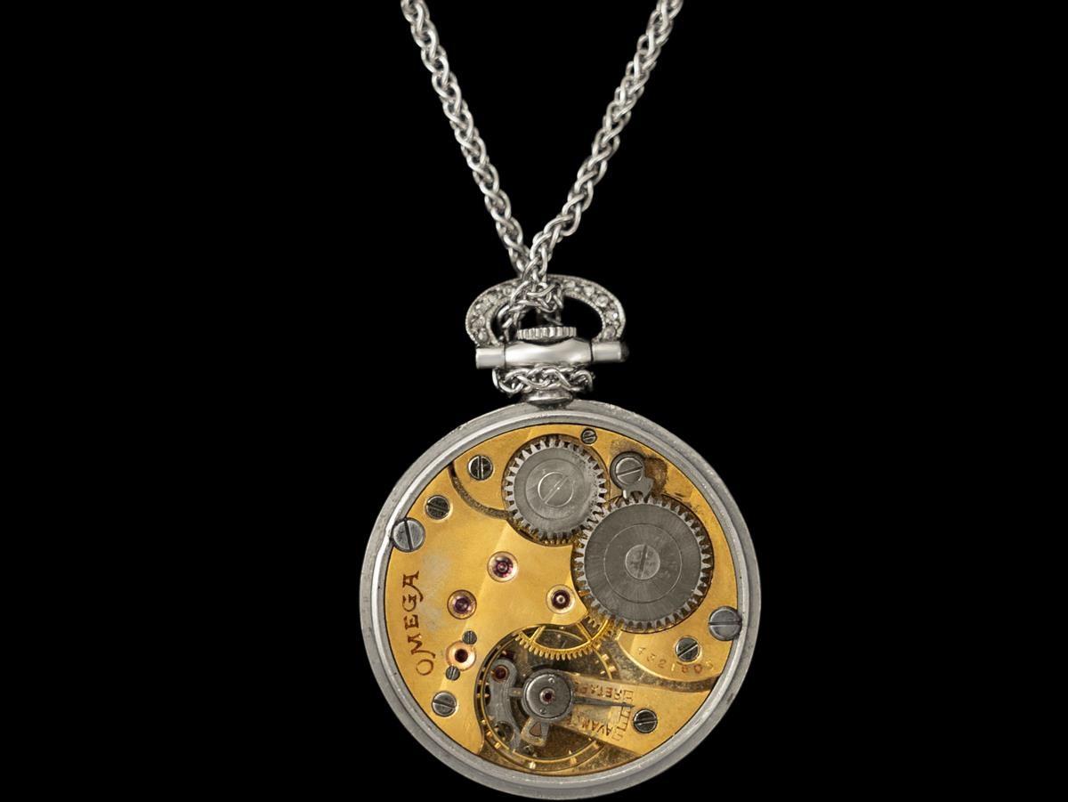 1914 OMEGA Exceptional Vintage Ladies Platinum & Diamond Watch - Omega Papers For Sale 1