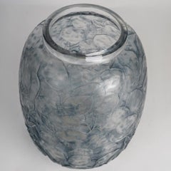 1914- René Lalique, “Monnaie du Pape” vase