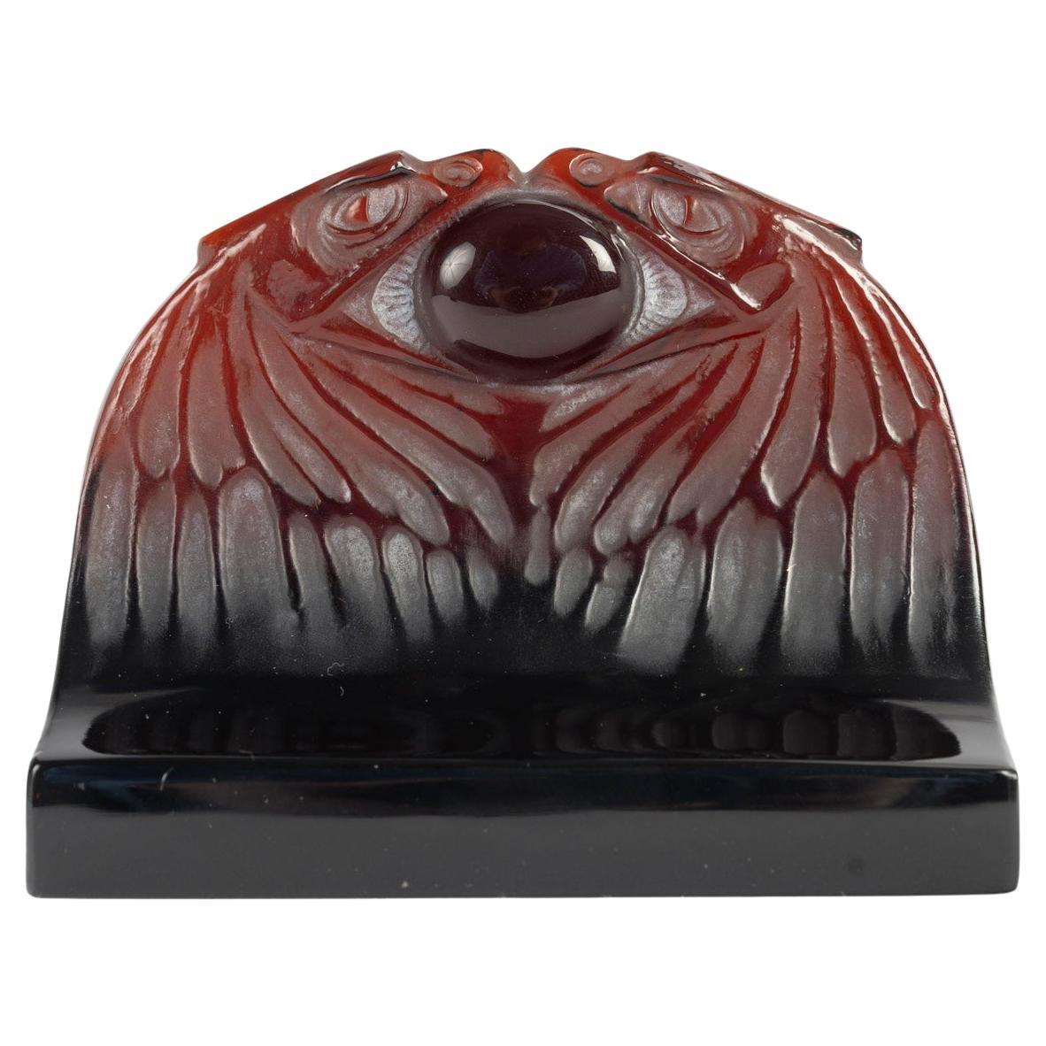 1914 René Lalique - Fermacarte Deux Aigles Due Aquile in vetro ambrato in vendita