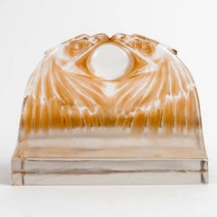 1914 René Lalique - Paperweight Deux Aigles Two Eagles Glass with Sepia Patina