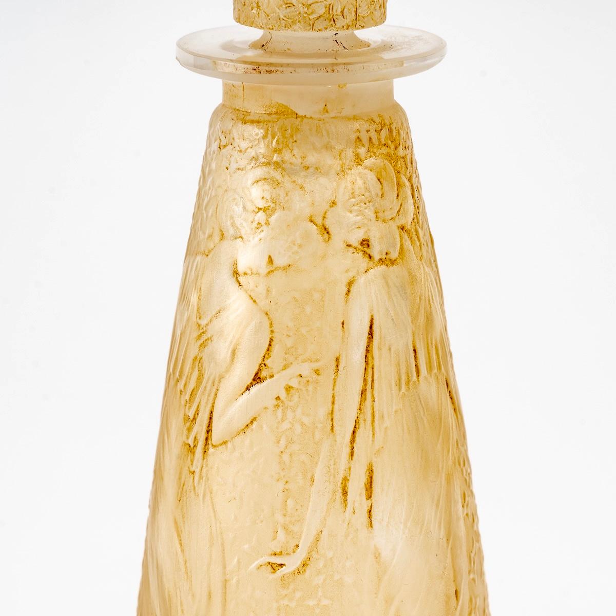 Art Deco 1914 René Lalique, Perfume Bottle Poesie Glass with Yellow Patina for D'orsay For Sale