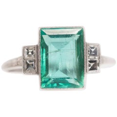 Antique 1915 3 Carat Colombian Emerald and 0.25 Carat Diamond Platinum Ring