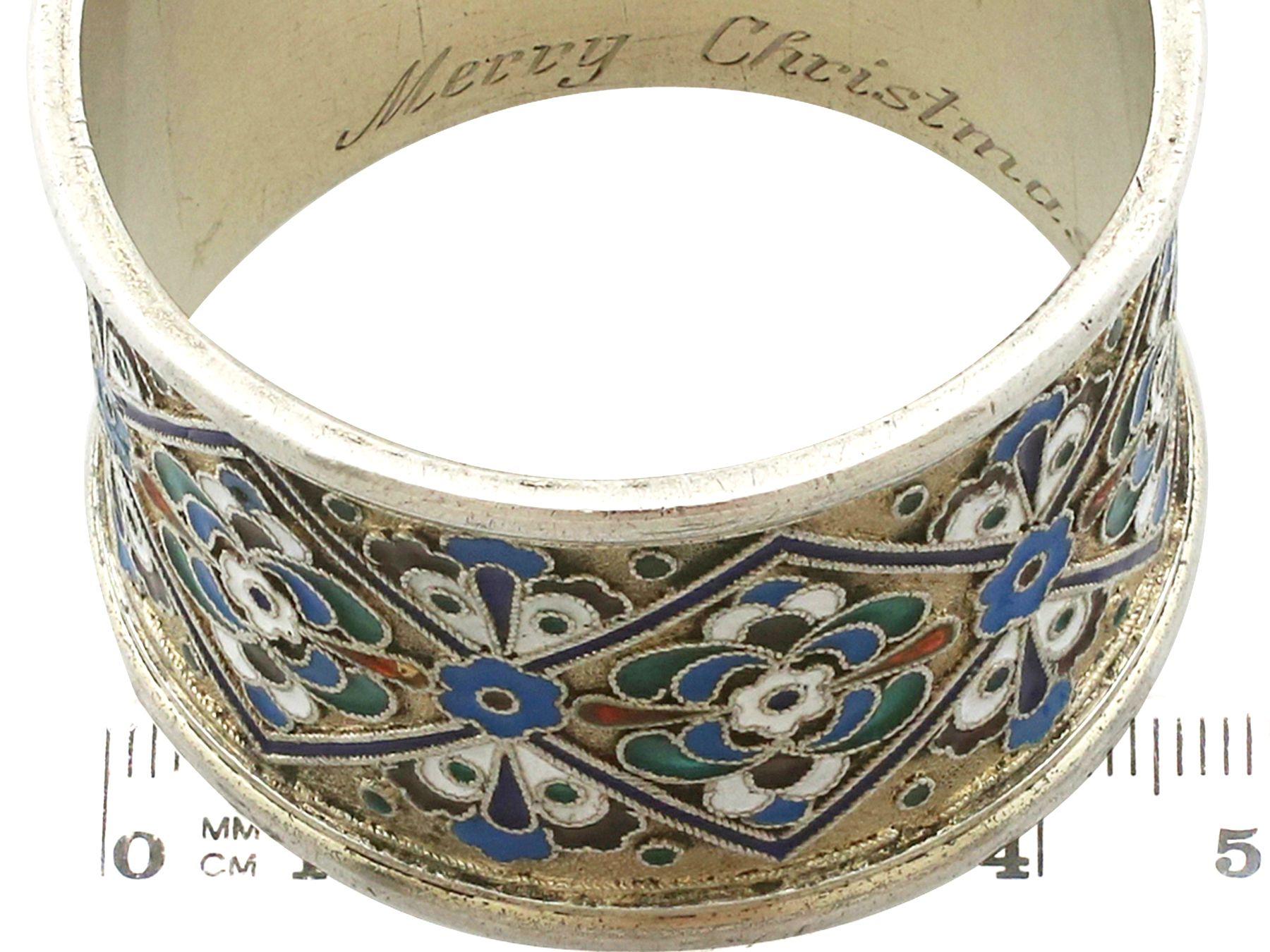 1915 Russian Silver Gilt and Polychrome Cloisonné Enamel Napkin Ring For Sale 2