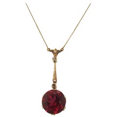1915 Art Deco Austrian 4.0 Carat Red Garnet and Diamond 14 Karat Gold Necklace