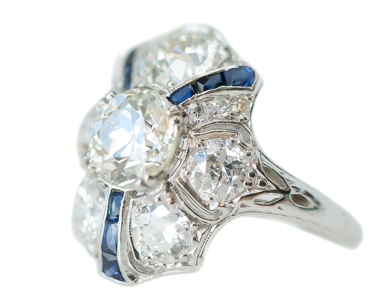 1915 Art Deco GIA 3.3 Carat Total Diamond and Sapphire Platinum Shield Ring For Sale 2