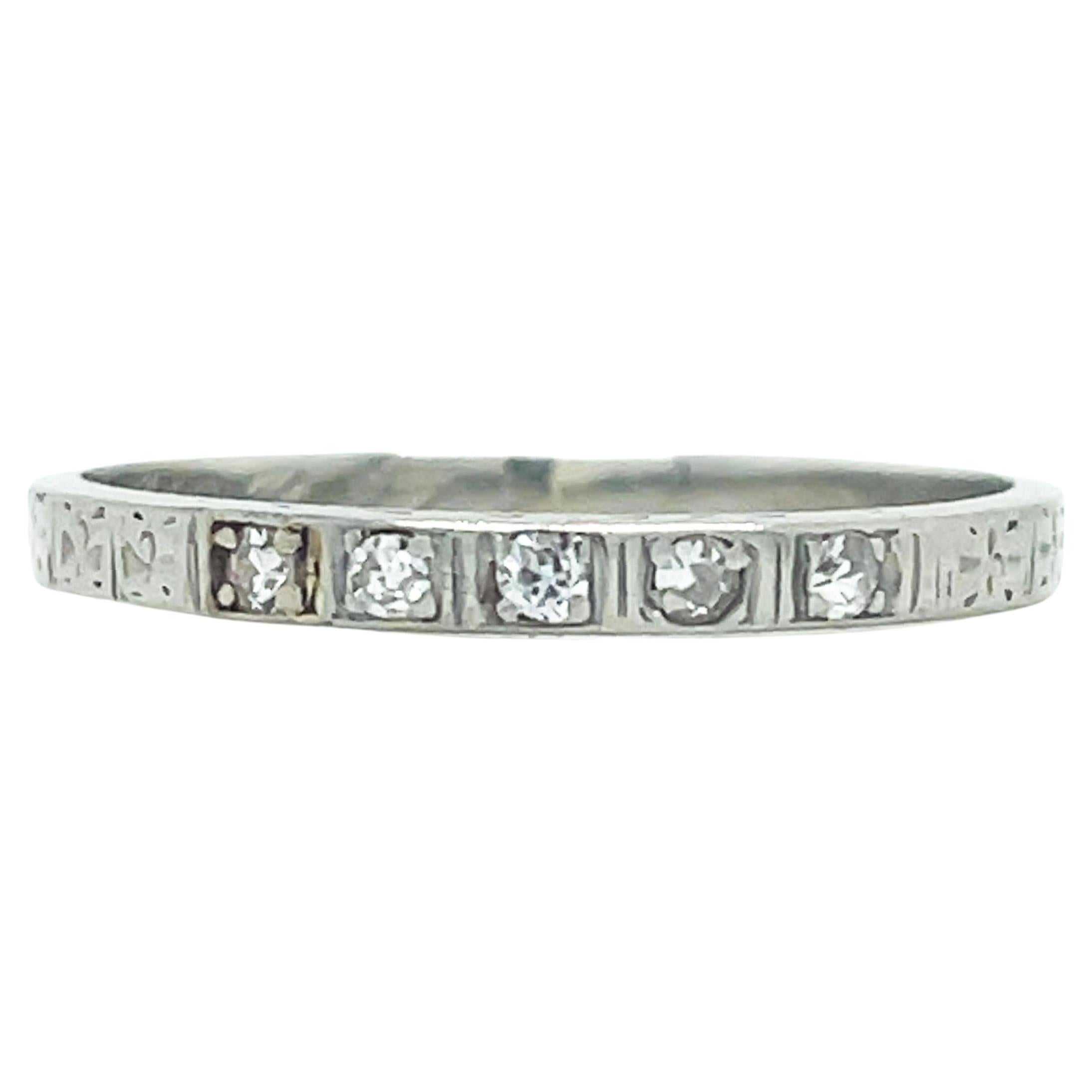 1915 Art Deco Hand-Engraved White Gold Diamond Band