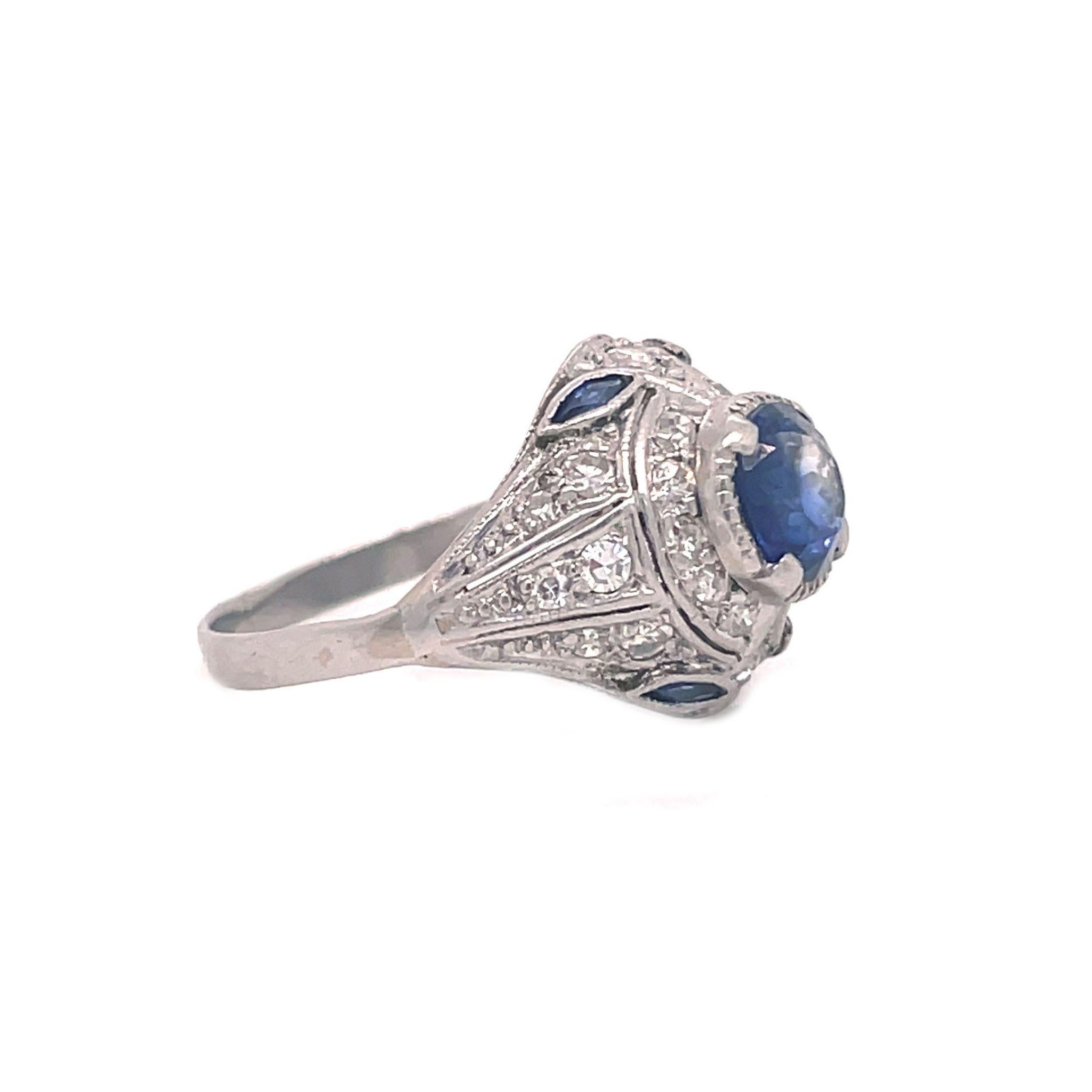 1915 Art Deco Platinum Sapphire and Diamond Ring In Excellent Condition For Sale In Lexington, KY