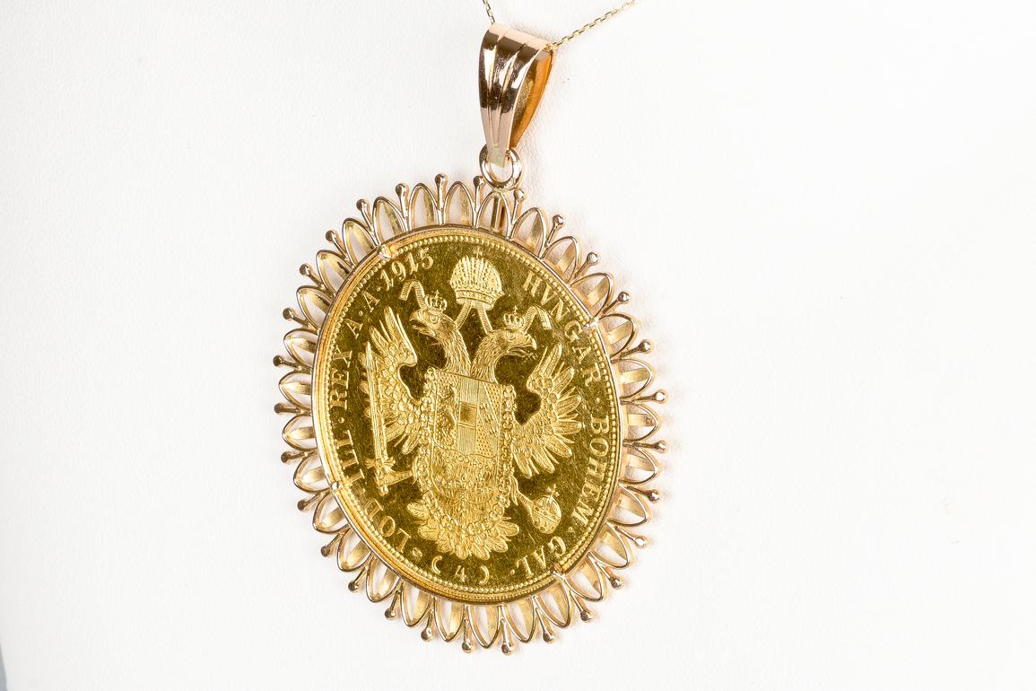 1915 Autricheinne Coin Pendant Necklace in 18K Gold 10