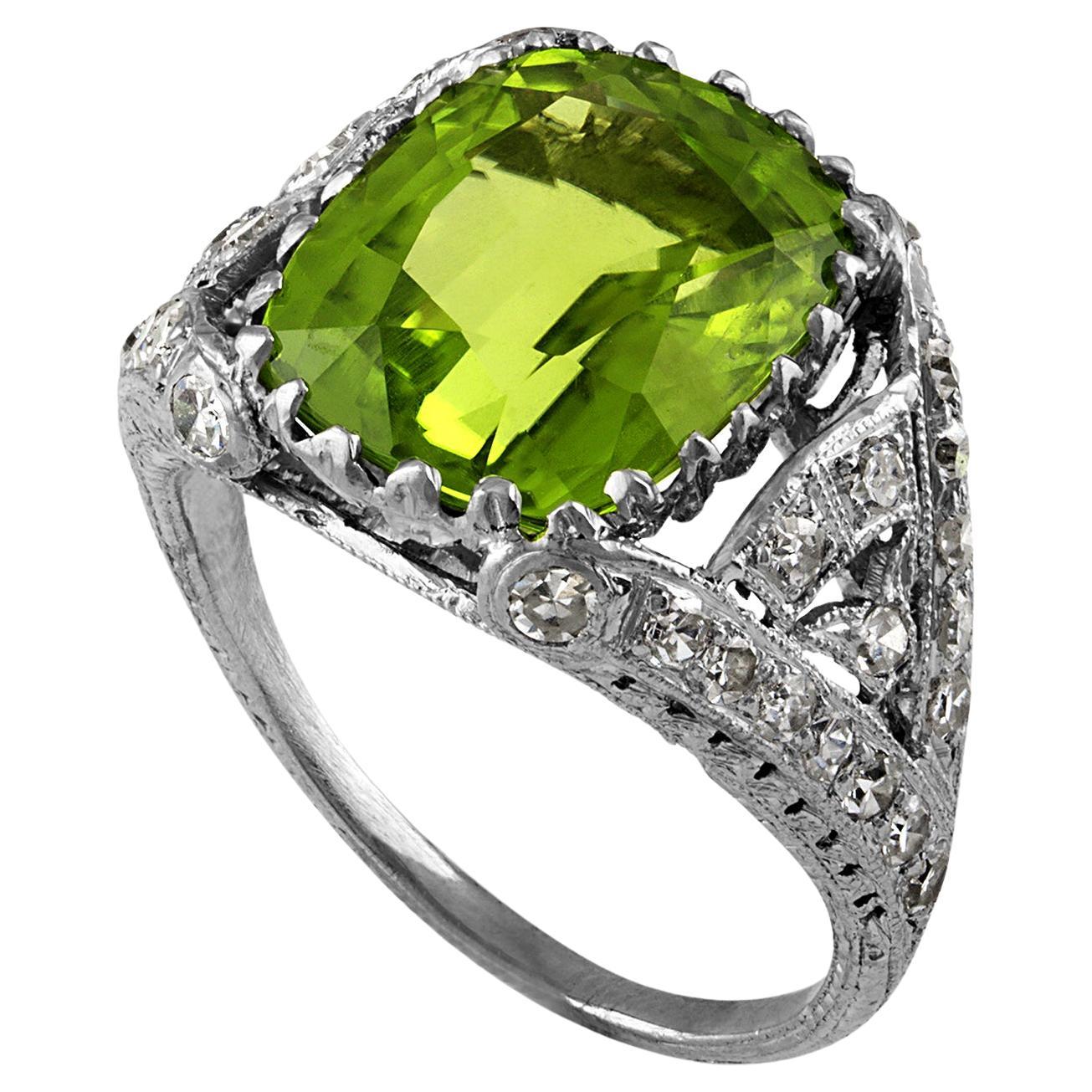 1915 Edwardian early Art Deco GIA 7.87ct Peridot & Diamond Platinum Antique Ring