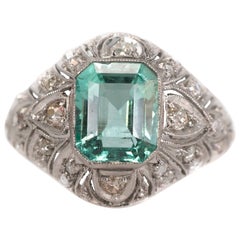 1915 Edwardian Era 3 Carat Colombian Emerald and Diamond Platinum Ring