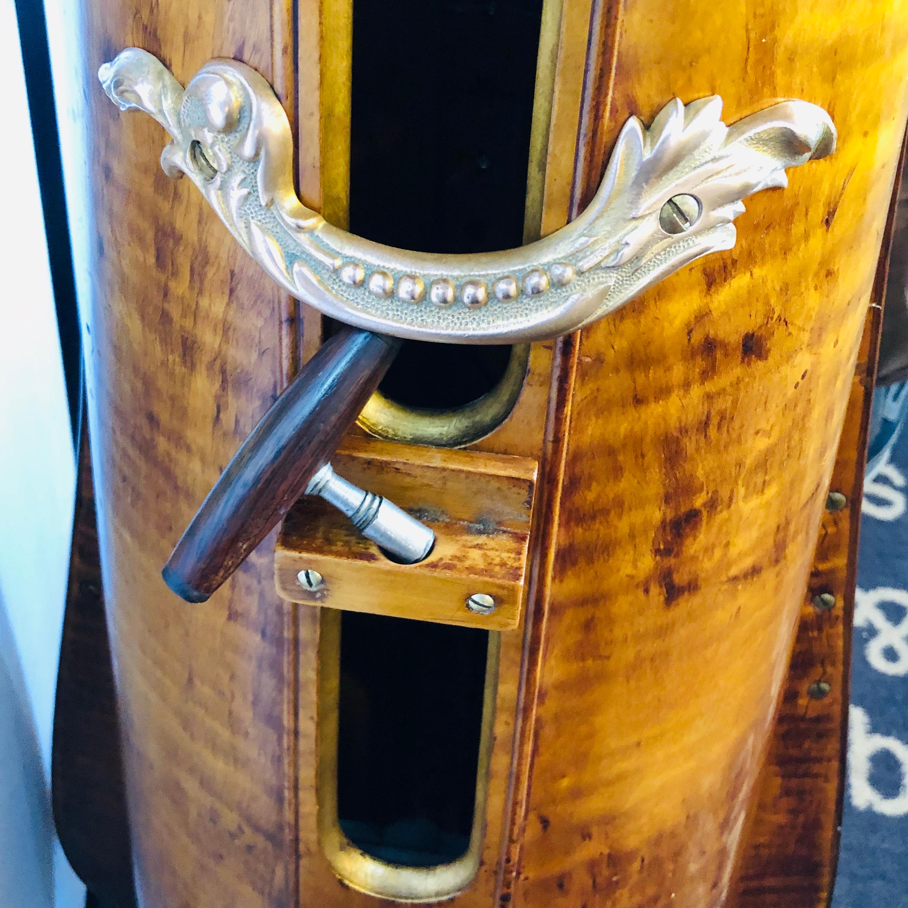 Grand harpe de concert Lyon and Healy en or 23 carats, style premium, 1915 7