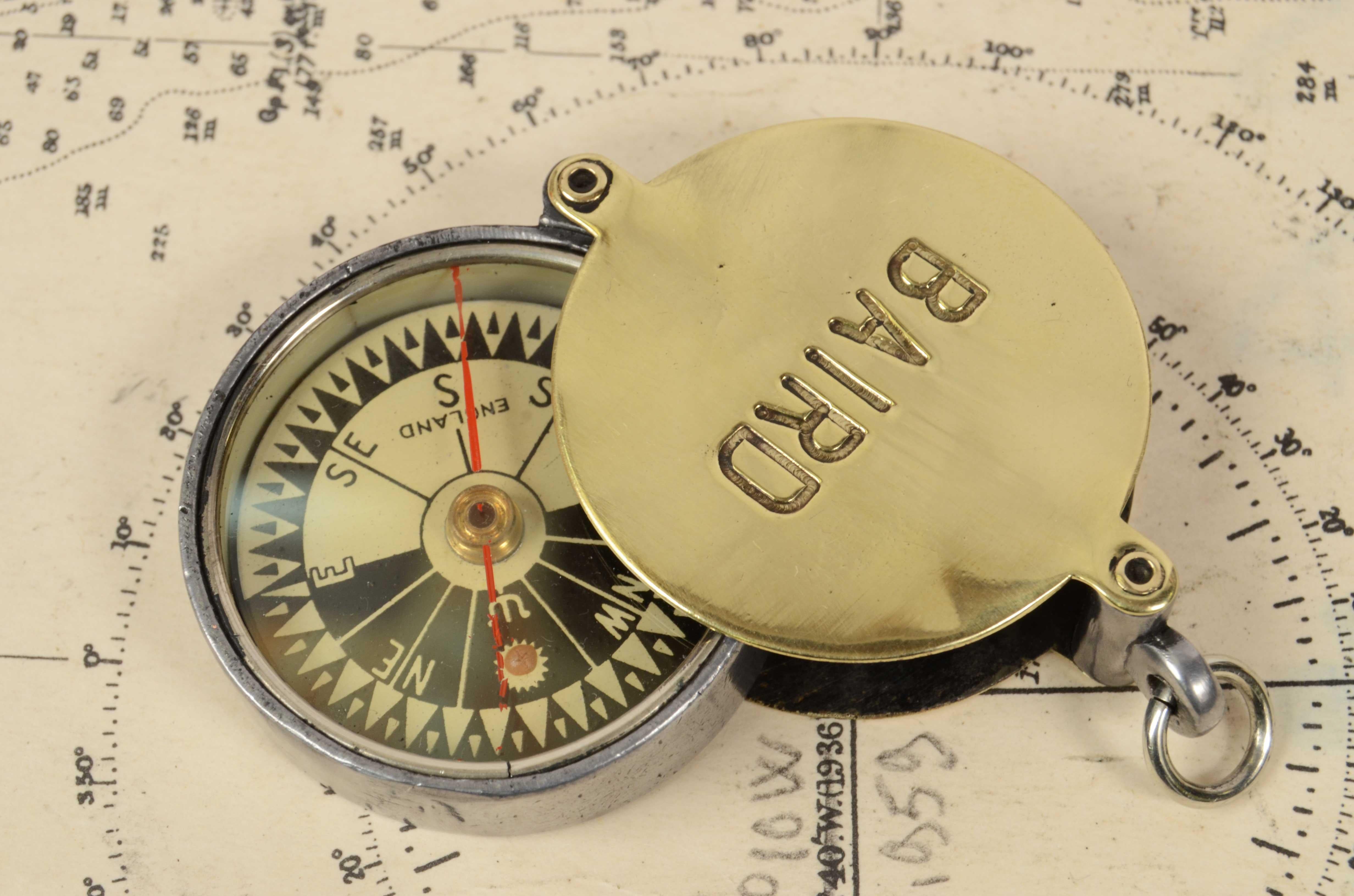 Early 20th Century 1915s, Brass Magnetic Pocket Nautical Compass Antique Marine Nautical Device