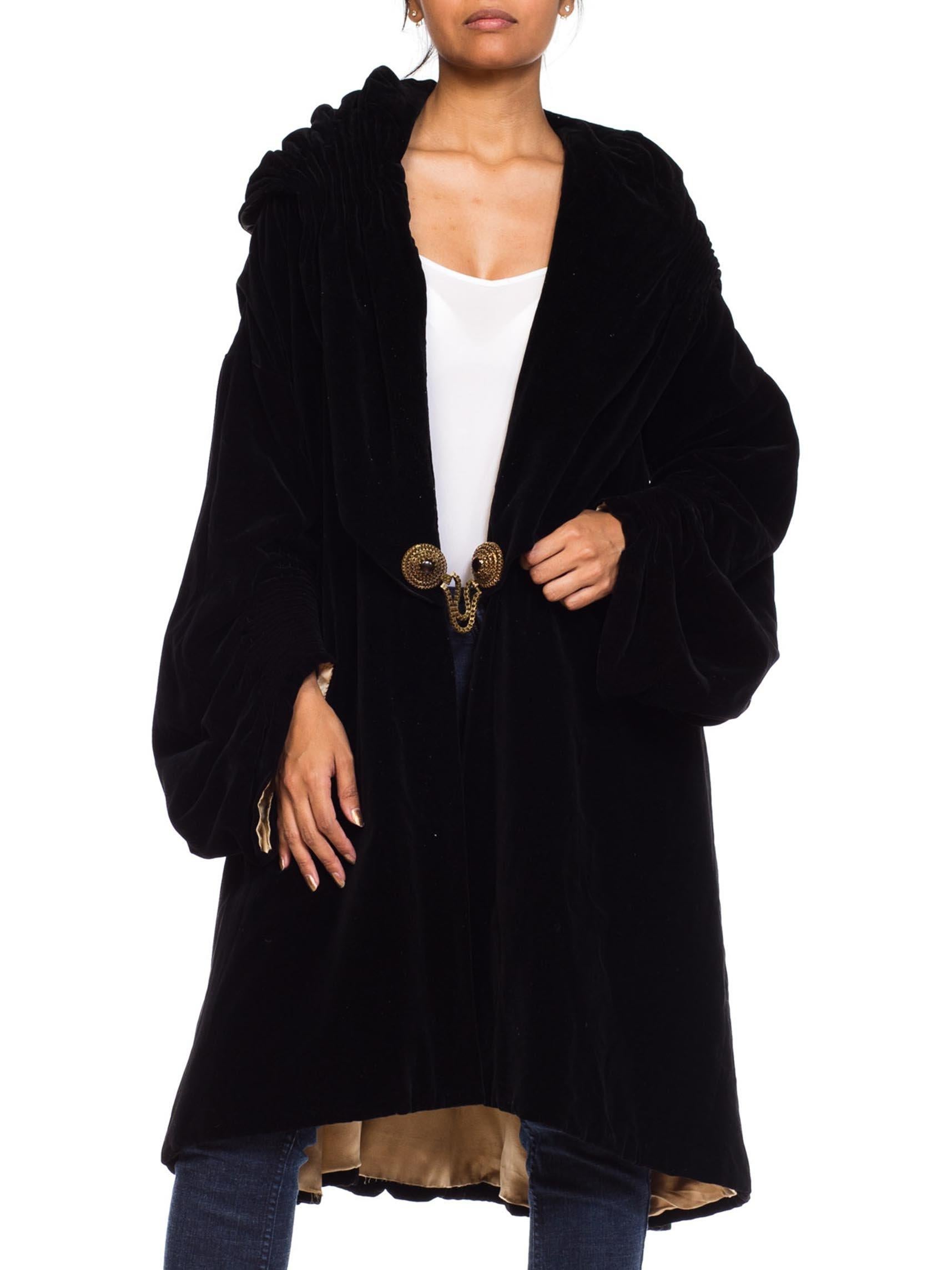 1920S Baumwolle Samt Poiret inspiriert Overzised mittelalterlichen Mantel Damen im Angebot