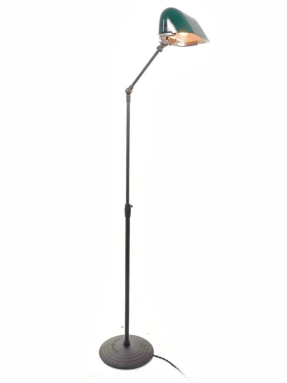 1916 Emeralite Floor Lamp In Good Condition In Peekskill, NY