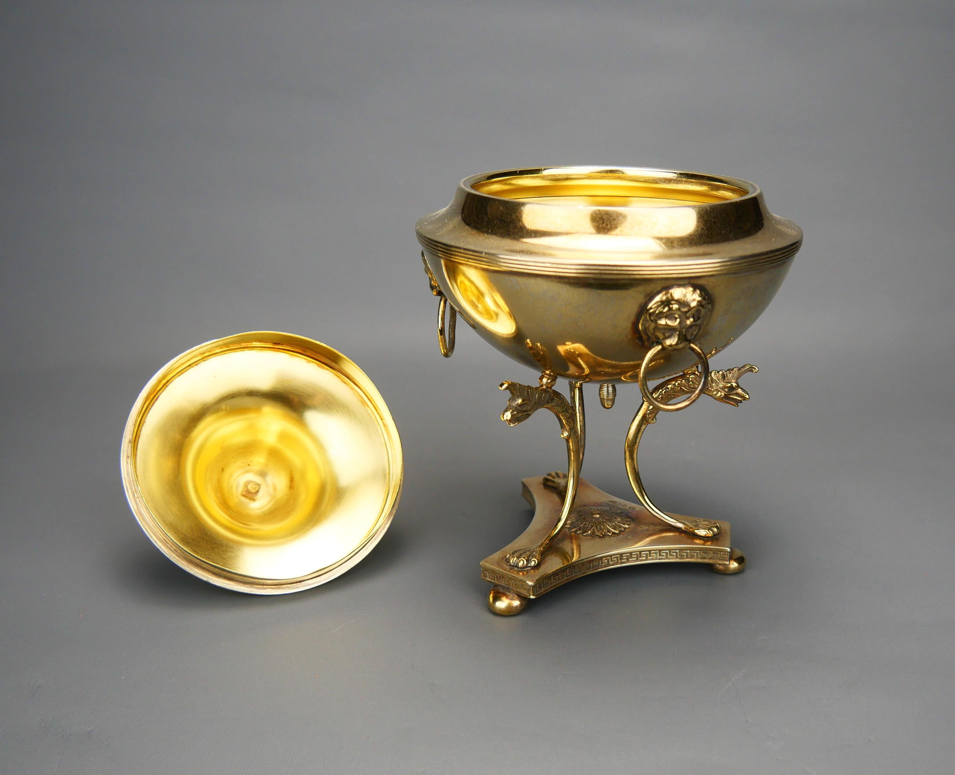 1916 Neo Classical Empire Bonboniere solid Gilt 830 Silver / 280 gr For Sale 8
