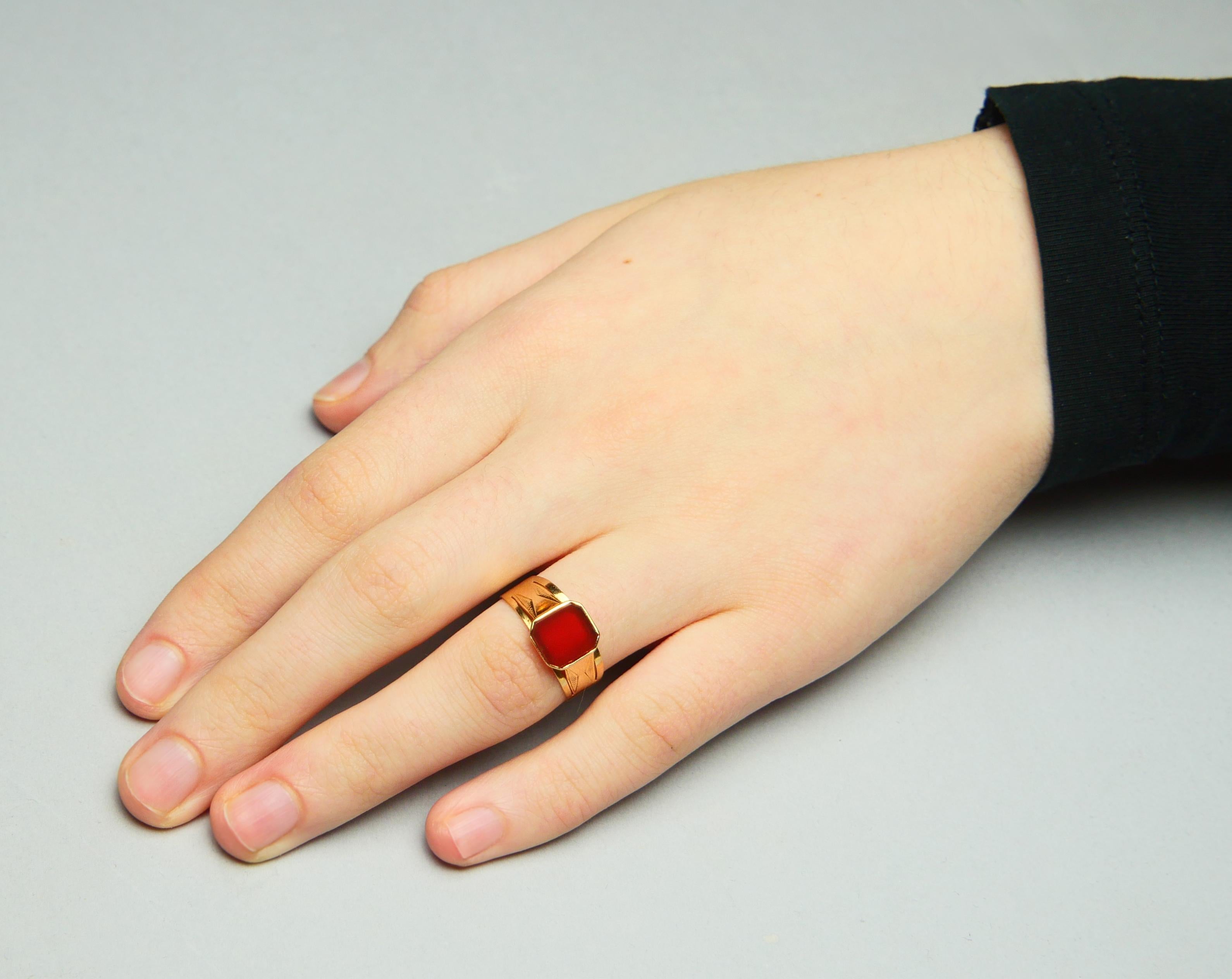 Anello Signet 1916 2,75 ct. corniola naturale in oro massiccio 18 carati Ø 7 US / 2,2 gr in vendita 3