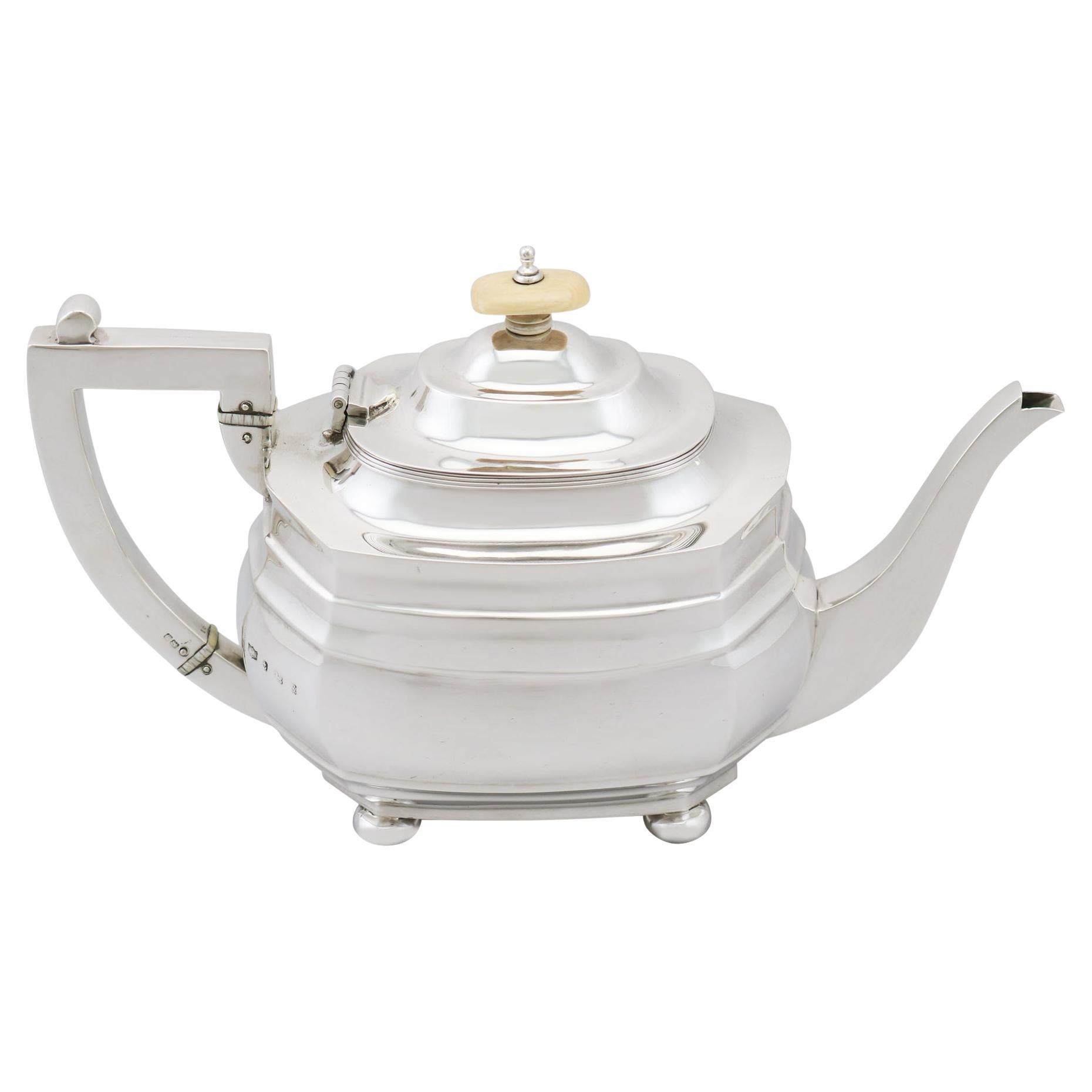 S. Blanckensee & Sons Ltd 1917 English Sterling Silver Teapot For Sale