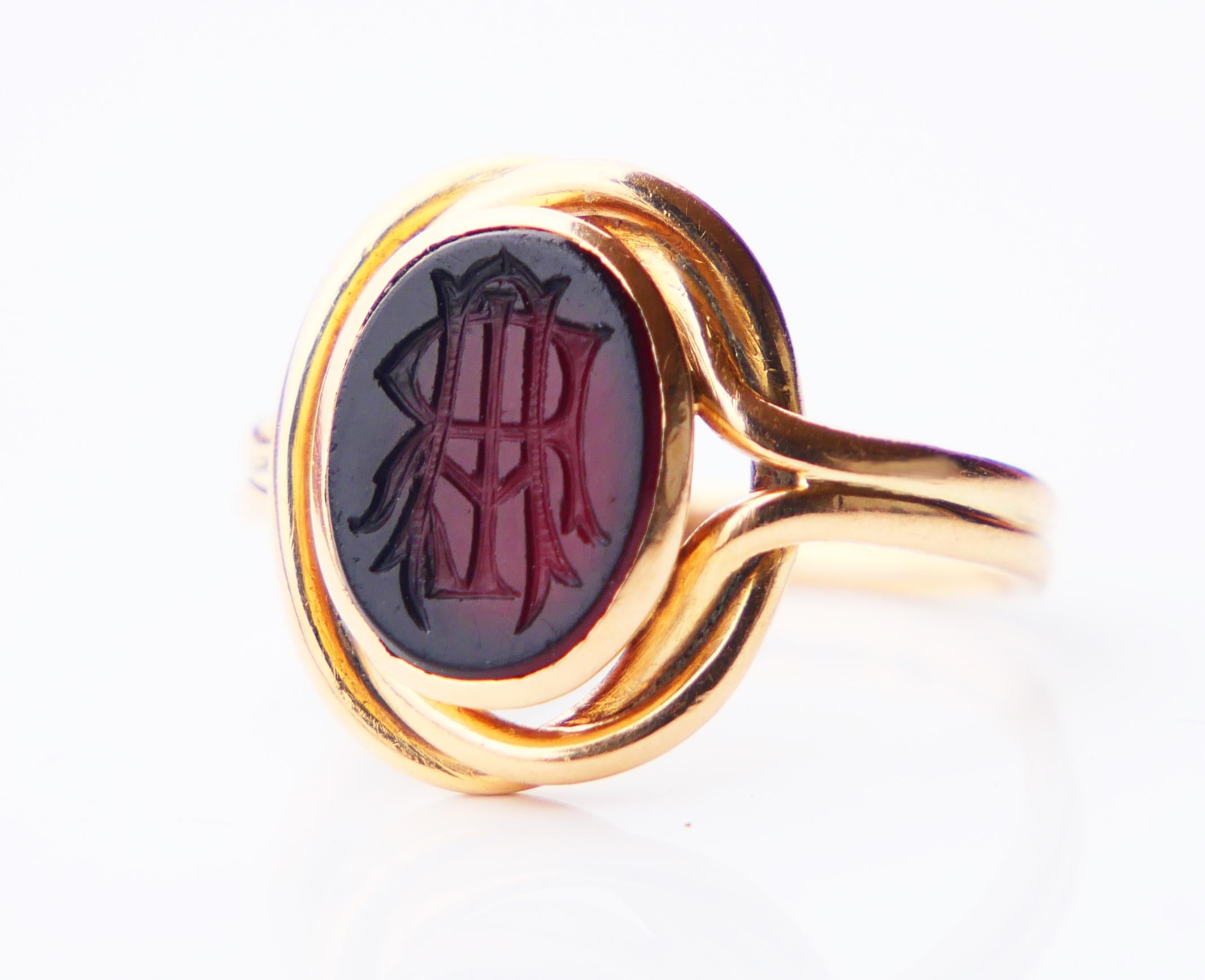 1917 Nordic AR or RA Signet Ring Red Onyx solid 18K Gold Ø US4.5 /3.65 gr For Sale 1