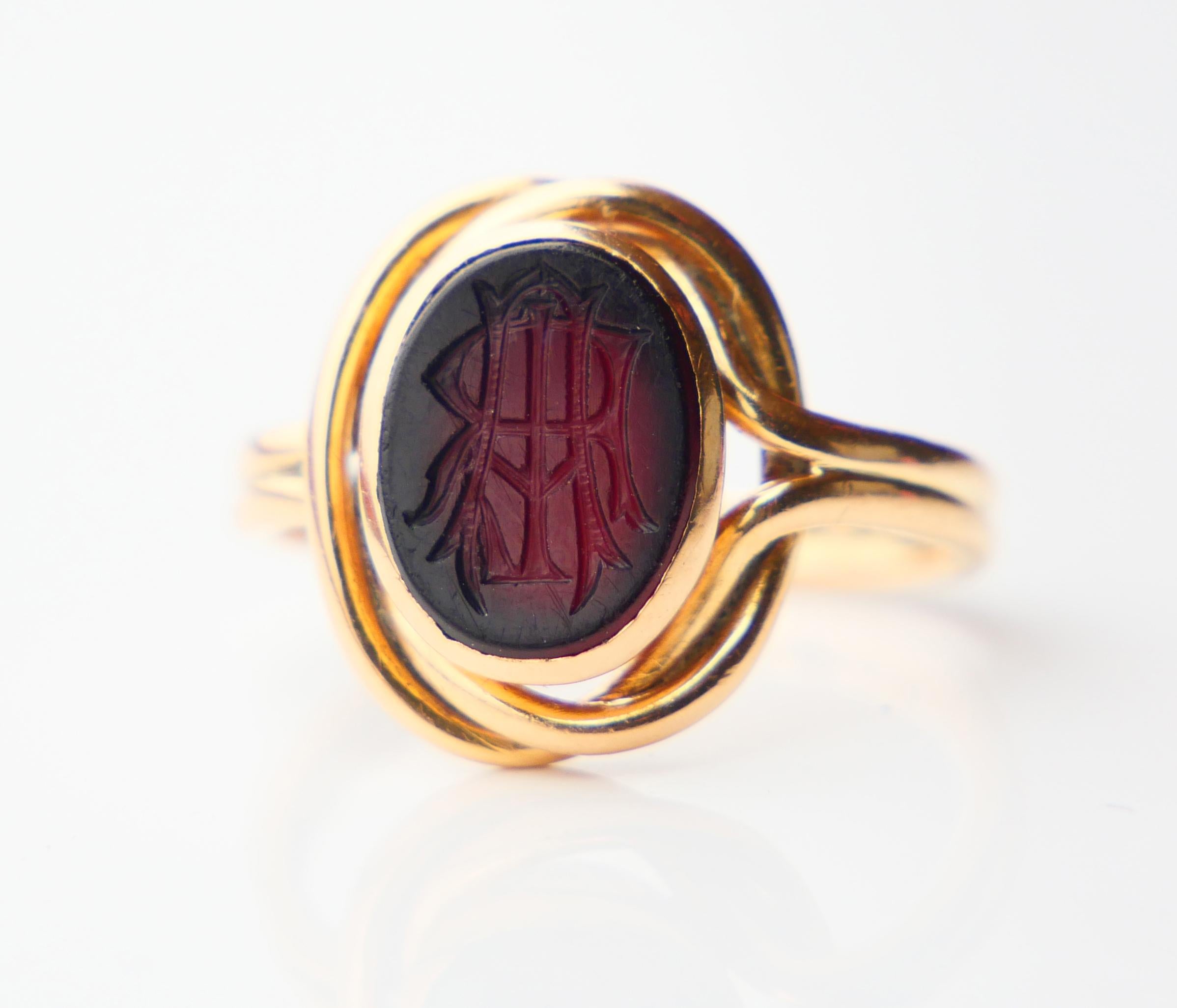 1917 Nordic AR or RA Signet Ring Red Onyx solid 18K Gold Ø US4.5 /3.65 gr For Sale 2
