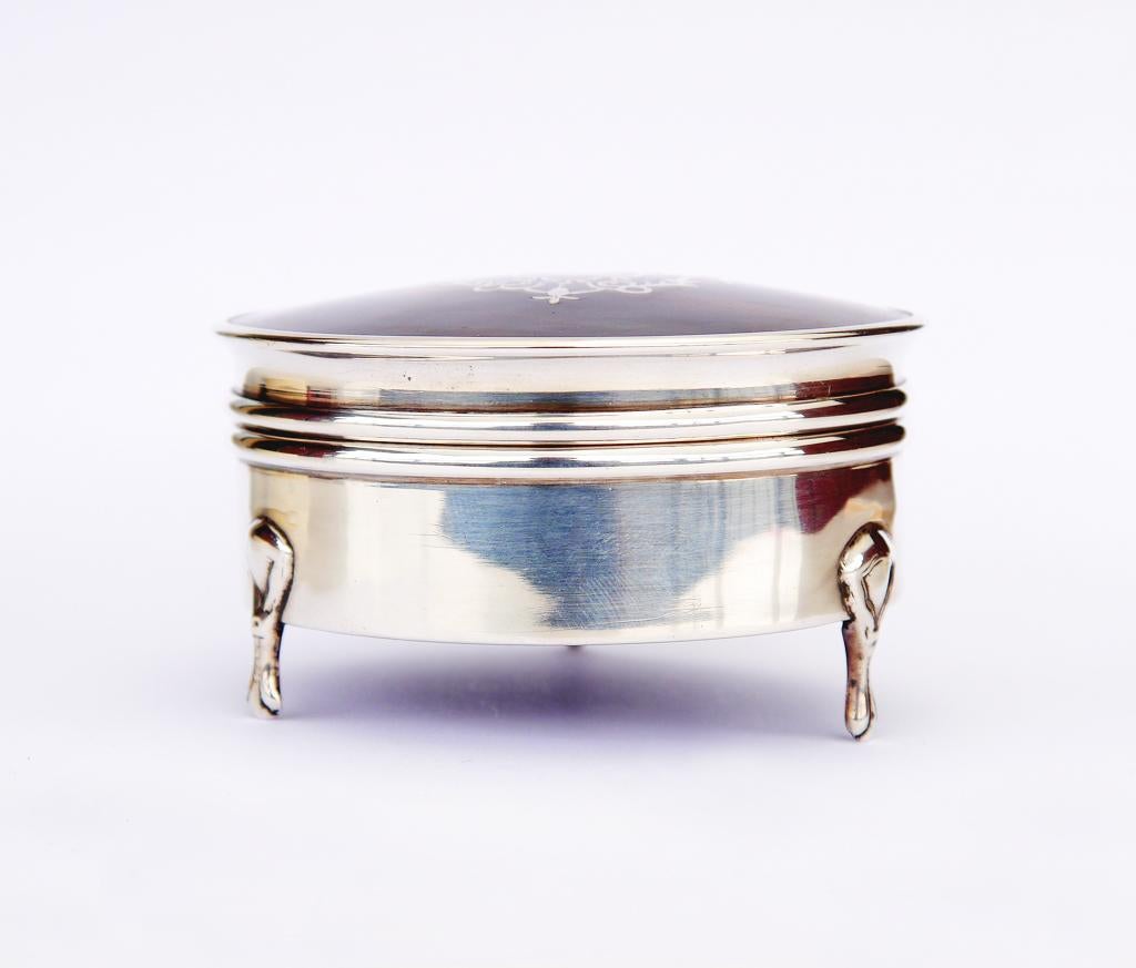 1918 Antique British Sterling Silver Jewelry Vanity Ring Box / 126 gr en vente 5