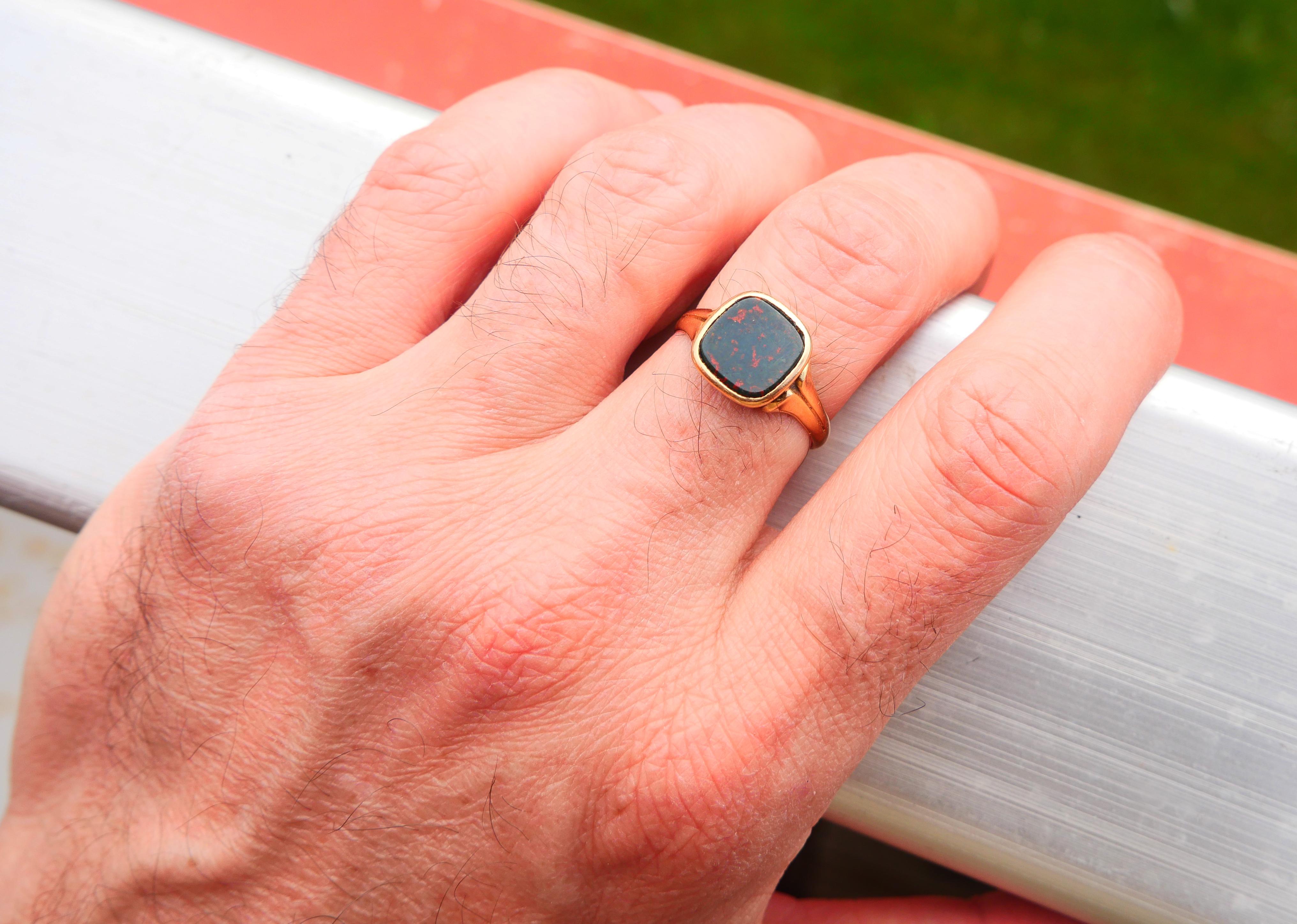 1918 Signet Ring Men Blood Stone solid 18K Gold Ø US10 / 4.7 gr 2