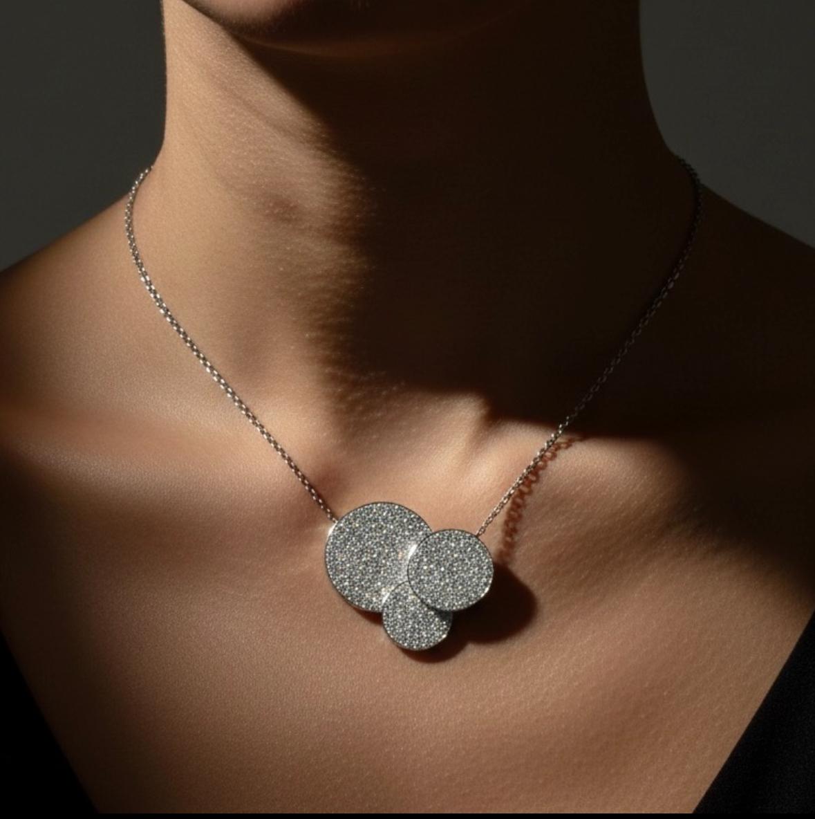 Taglio rotondo 1919 Collana di diamanti in vendita