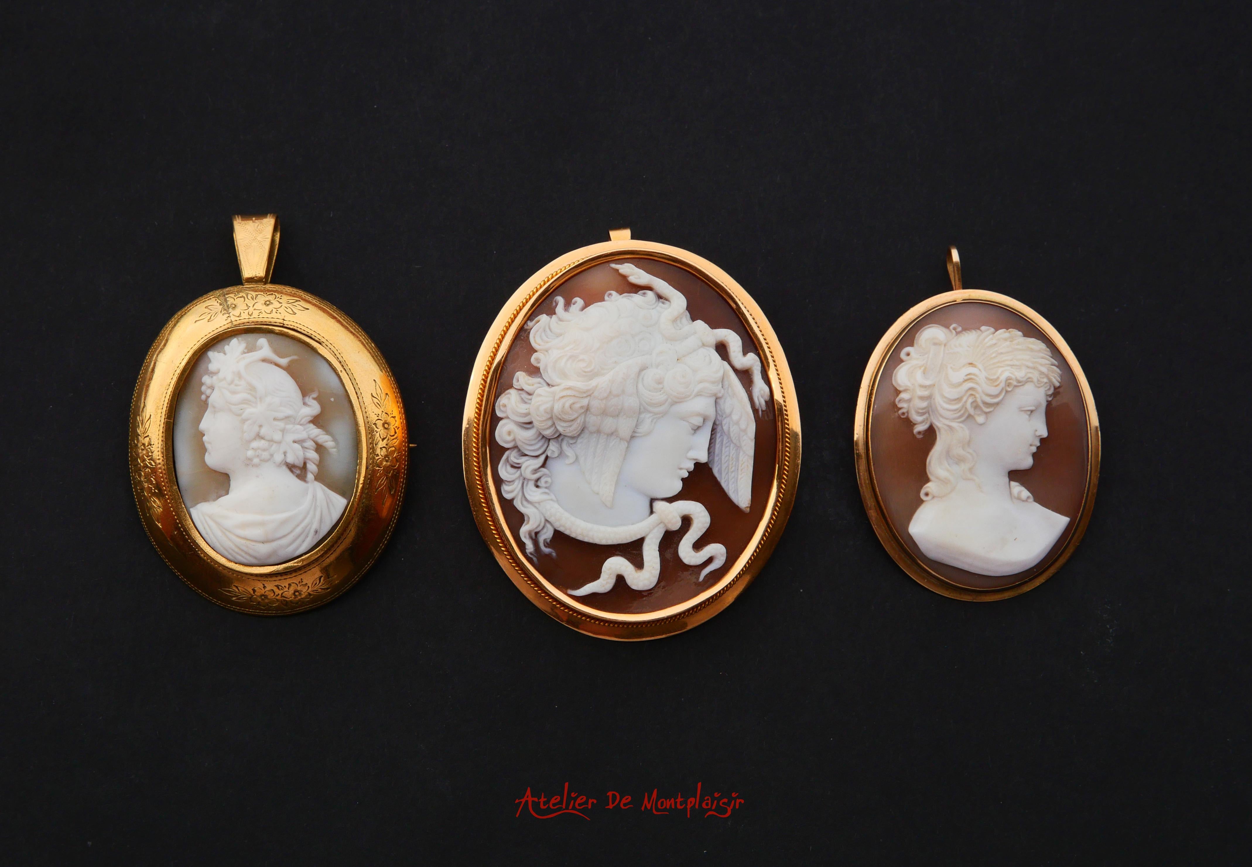 1919 Méduse pendentif Gorgo broche coquillage sculpté camée or massif 18K / 21 gr en vente 7