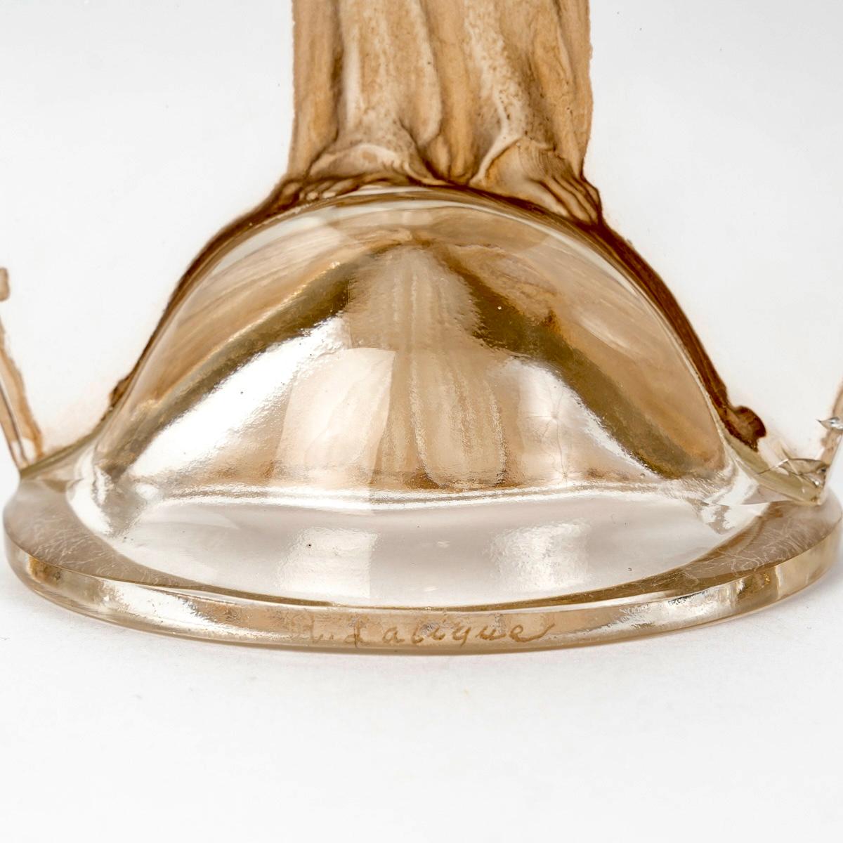 1919 René Lalique Statuette Grande Ovale Tete Penchee Frau Glas Sepia Patina (Geblasenes Glas) im Angebot