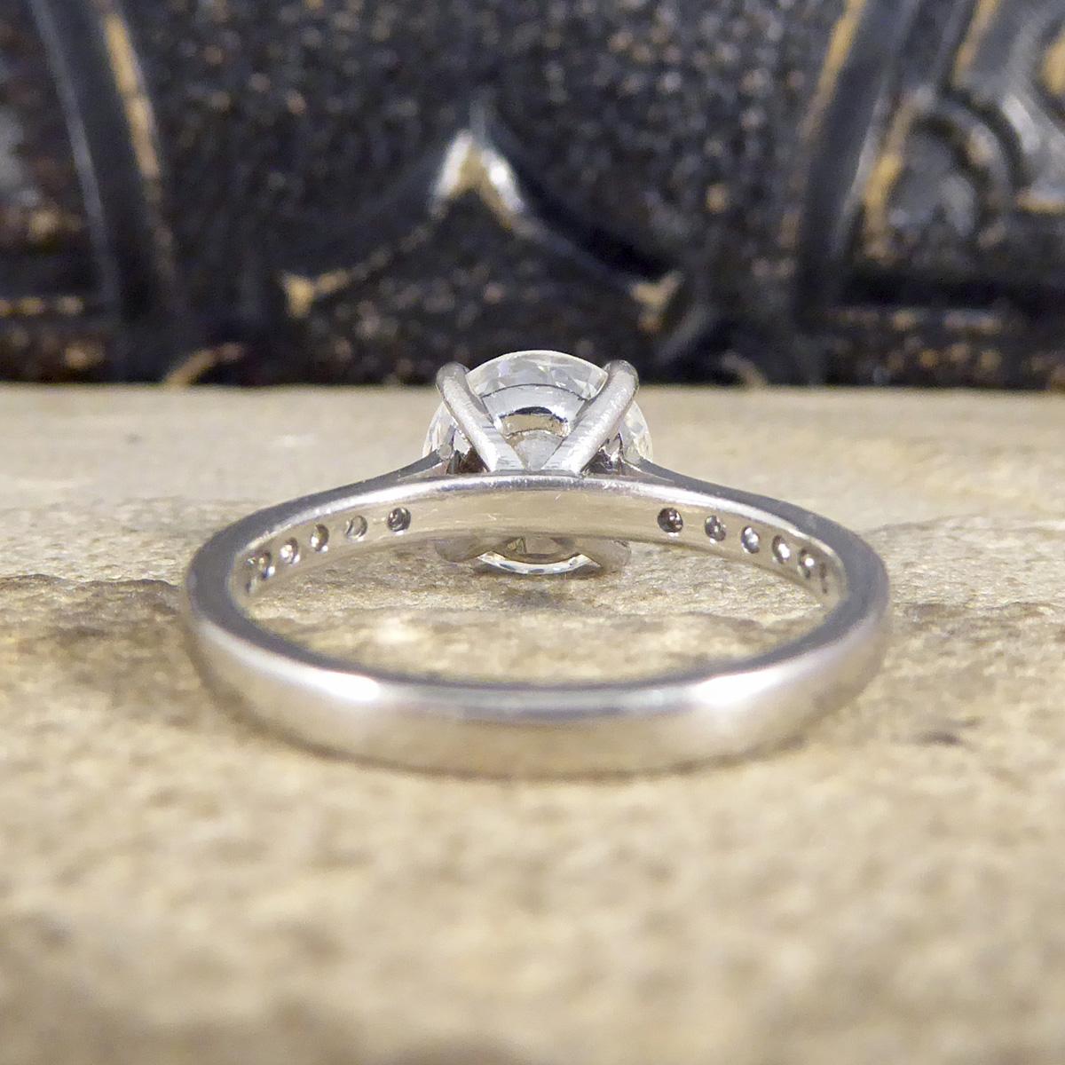 Modern 1.91ct Brilliant Cut Diamond Solitaire Engagement Ring Diamond Shoulders in Plat