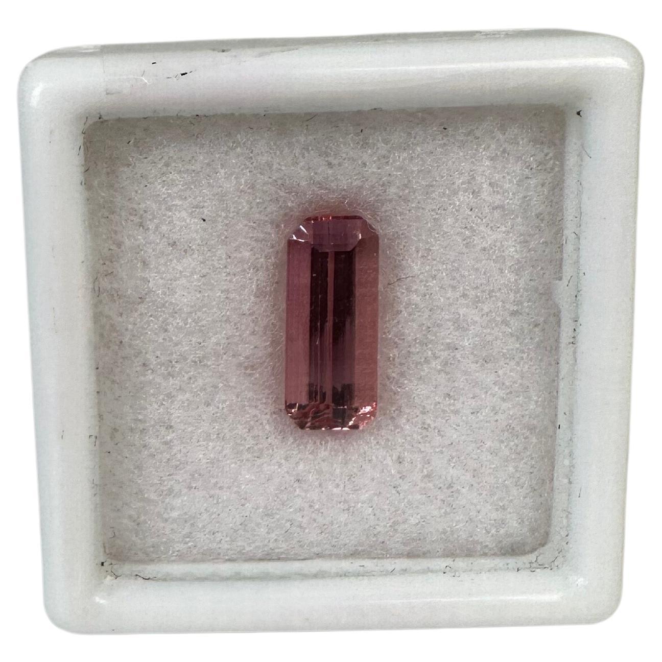 1.91ct Imperial topaz natural stunning pink color For Sale