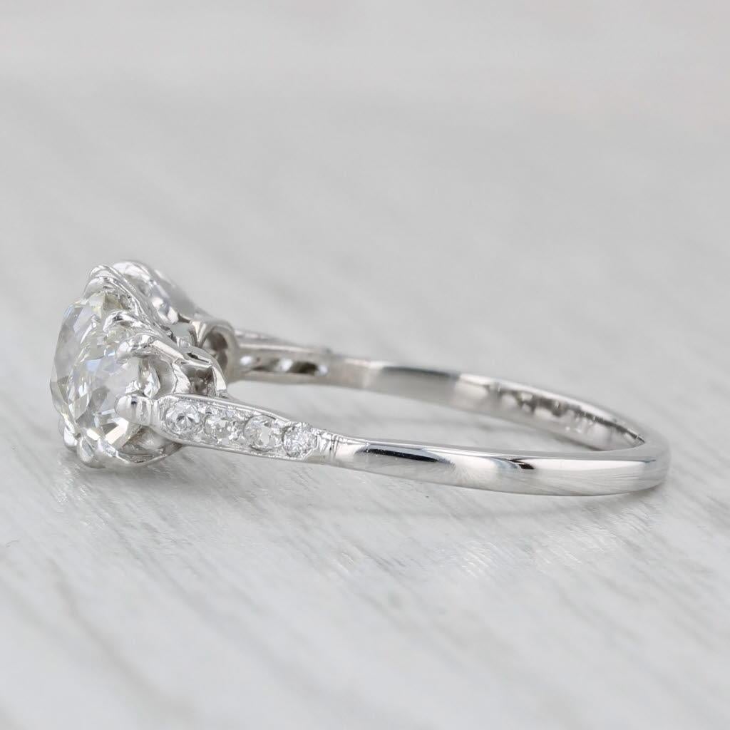 Informations sur les pierres précieuses :
- Diamant naturel -
Carats - 0.44ct 
Coupe - Vieux rond européen
Couleur - I - J
Clarté - I1 

- Diamant naturel -
Carats - 0.94ct
Coupe - Vieux rond européen
Couleur - I - J
Clarté - SI1

- Diamant naturel