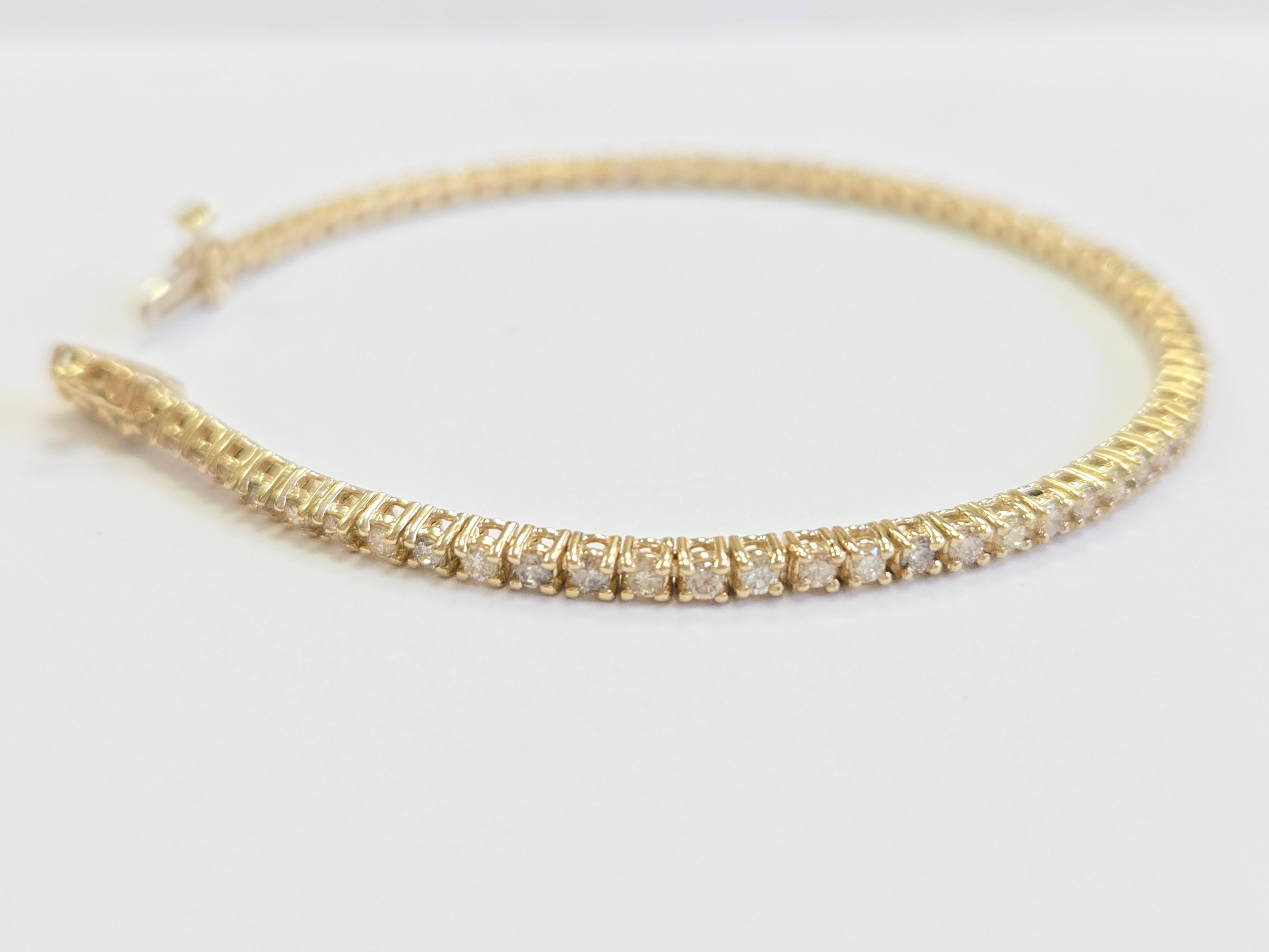 Bracelet de tennis en or jaune 14 carats avec diamant naturel de 1,92 carat Unisexe en vente