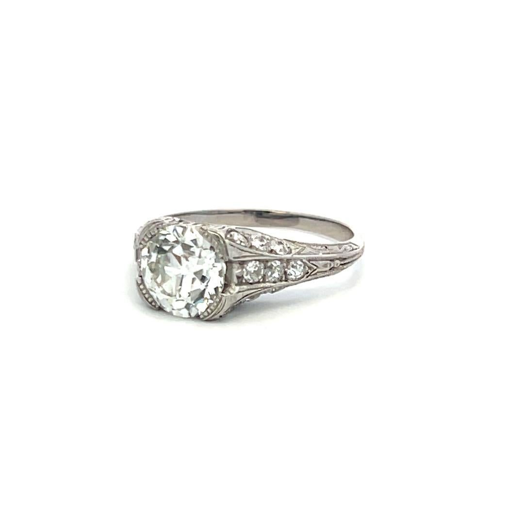 De las mujeres Anillo Art Decó de Platino con Diamantes K-I SI1 de talla europea antigua de 1,92 quilates en venta
