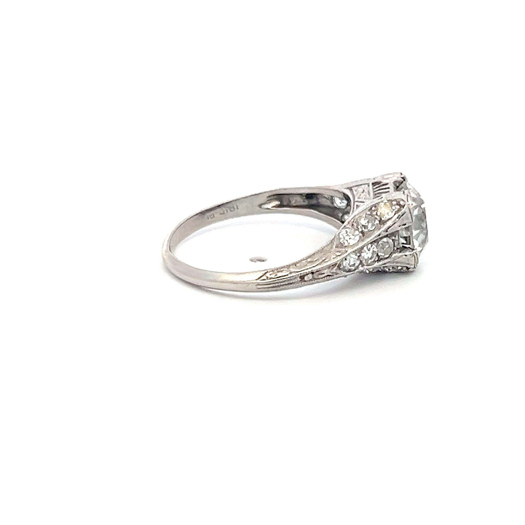 Anillo Art Decó de Platino con Diamantes K-I SI1 de talla europea antigua de 1,92 quilates en venta 3