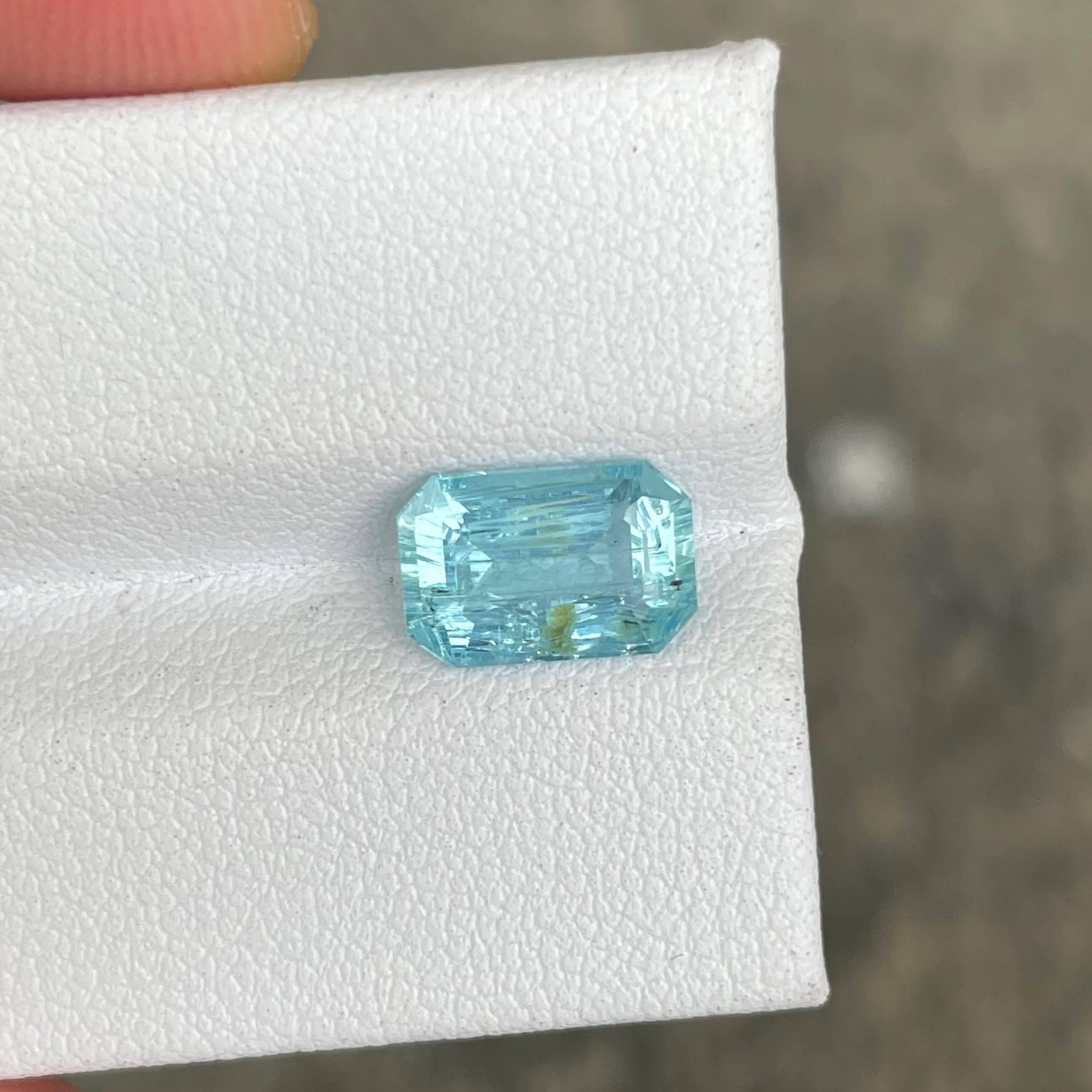 1,92 Karat Blauer Aquamarin Stein Smaragdschliff Natürlicher Nigerianischer Edelstein für Damen oder Herren