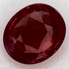 Gema suelta ovalada de rubí de 1.92 qt