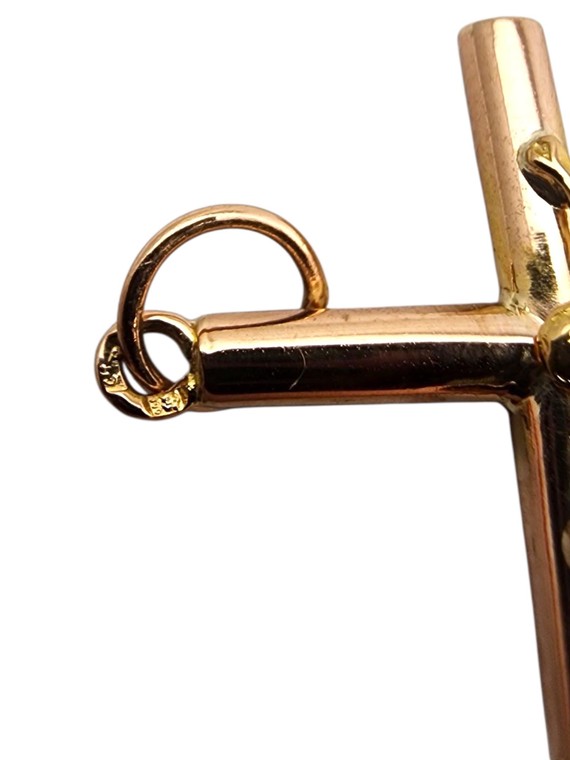 Ciondolo Crocifisso in oro rosa e giallo 19,2 carati #23500 in vendita 2