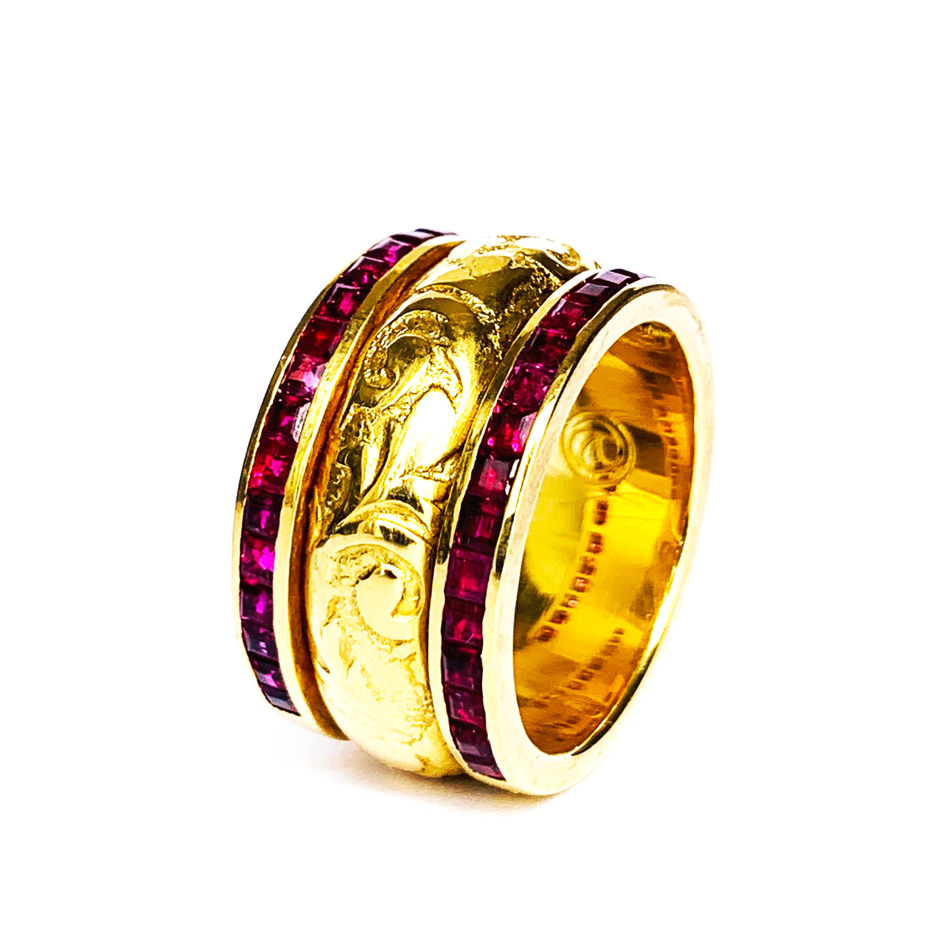 Contemporain Rosior Bague en rubis vintage « Side-by-Side turn » ciselée à la main et sertie en or